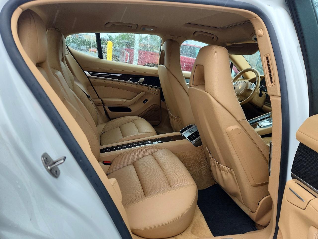2015 Porsche Panamera 4s White vin: WP0AA2A79FL004998