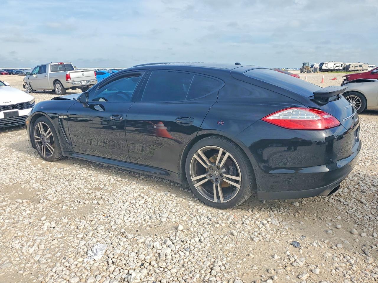2011 Porsche Panamera 2 Black vin: WP0AA2A7XBL020718