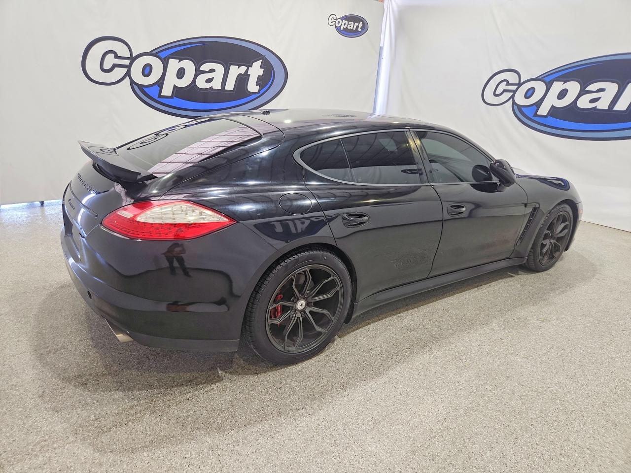 2012 Porsche Panamera 2 Black vin: WP0AA2A7XCL072206