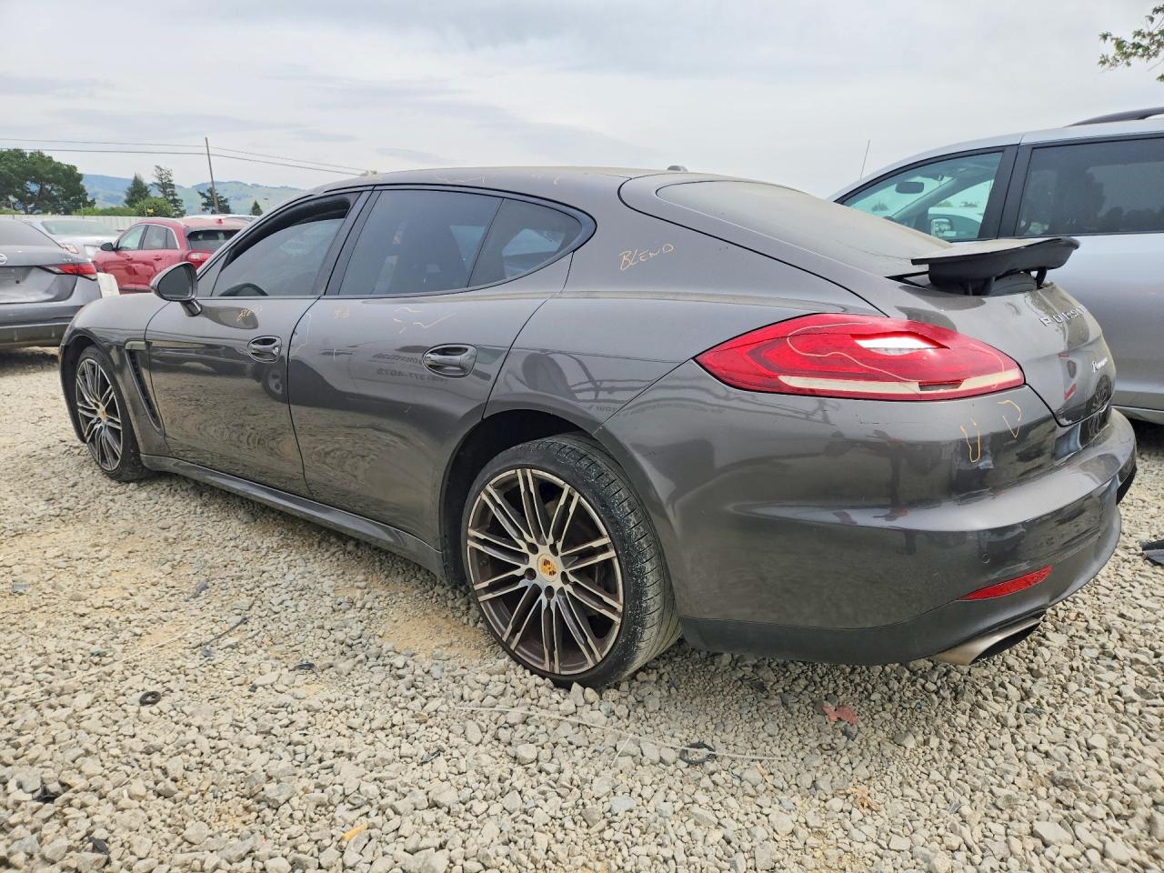 2015 Porsche Panamera 2 Charcoal vin: WP0AA2A7XFL005562