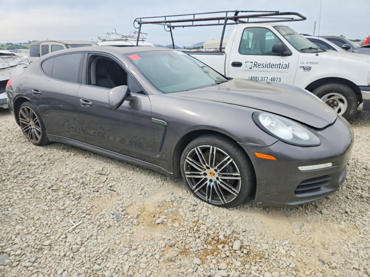 2015 Porsche Panamera 2 Charcoal vin: WP0AA2A7XFL005562