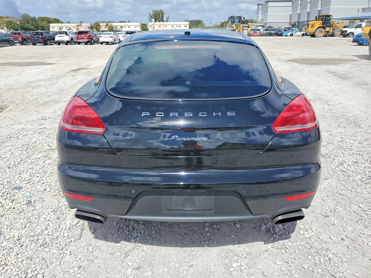 2016 Porsche Panamera 2 Black vin: WP0AA2A7XGL006132