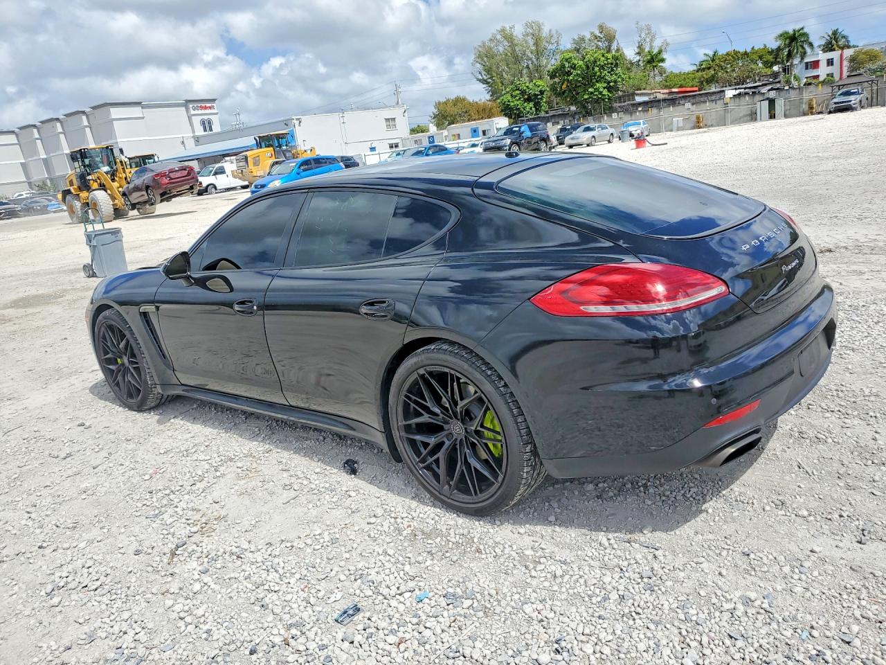 2016 Porsche Panamera 2 Black vin: WP0AA2A7XGL006132