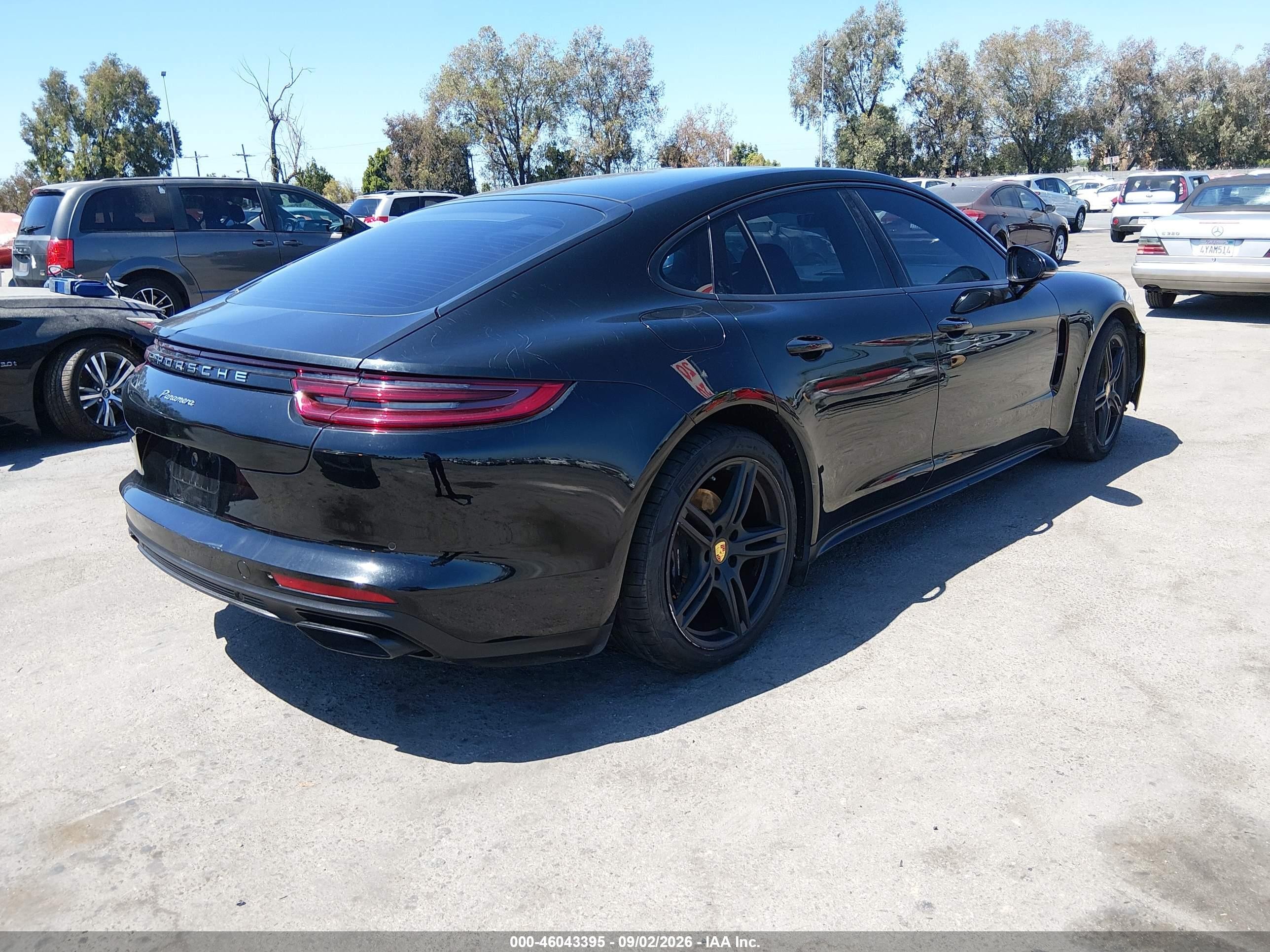 2018 Porsche Panamera 4 Brown vin: WP0AA2A7XJL112510