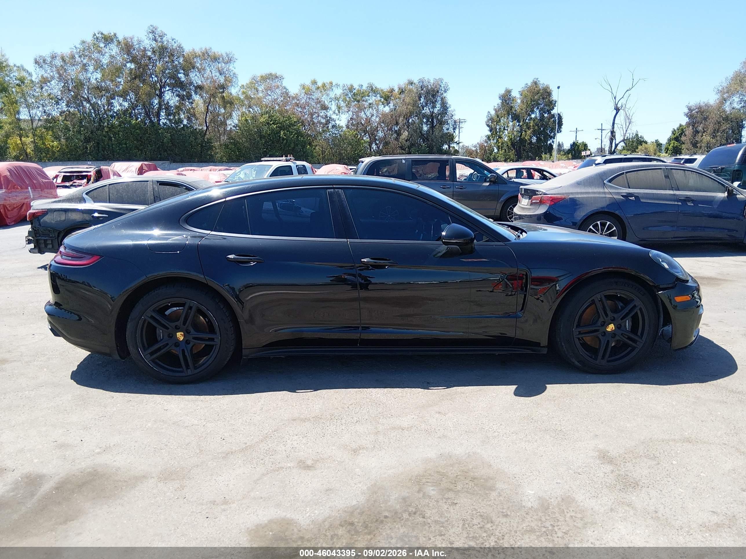 2018 Porsche Panamera 4 Brown vin: WP0AA2A7XJL112510