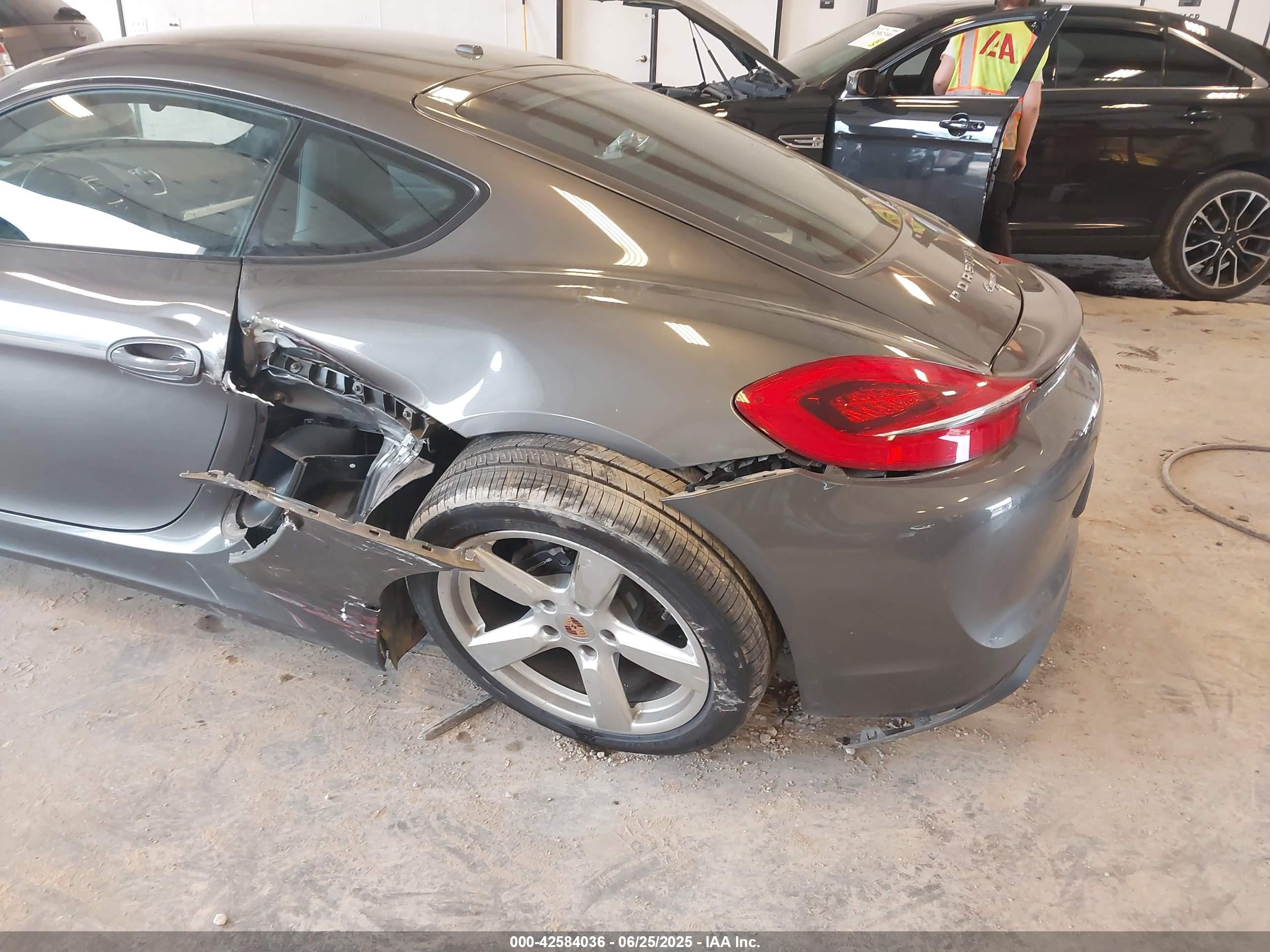 2014 Porsche Cayman   Gray vin: WP0AA2A80EK173031