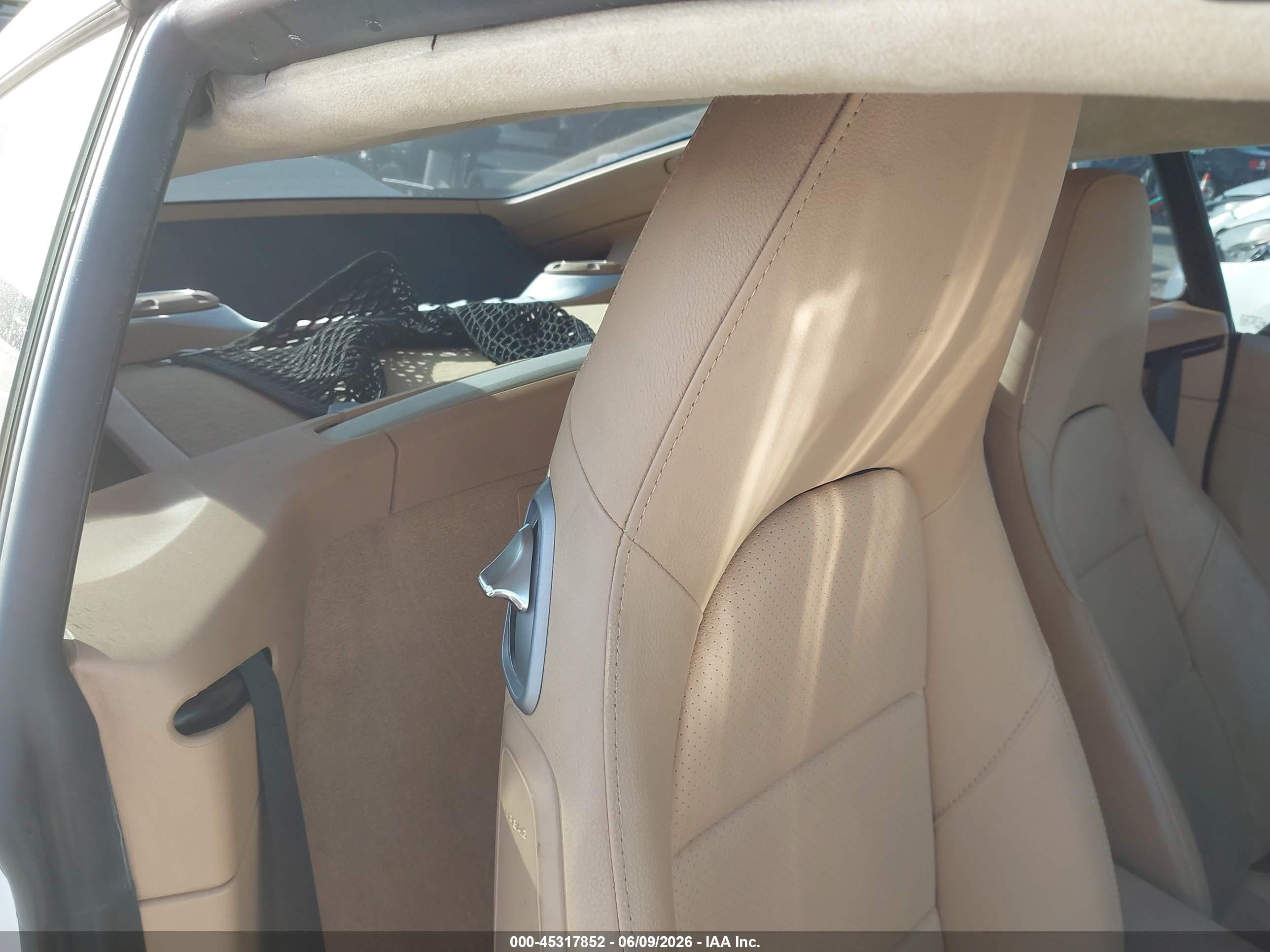 2014 Porsche Cayman   Белый vin: WP0AA2A81EK172146
