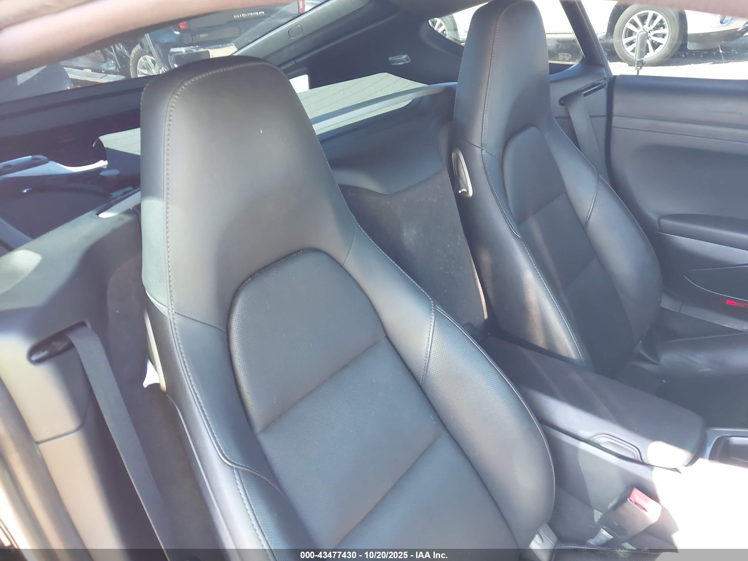 2014 Porsche Cayman   Черный vin: WP0AA2A83EK172830