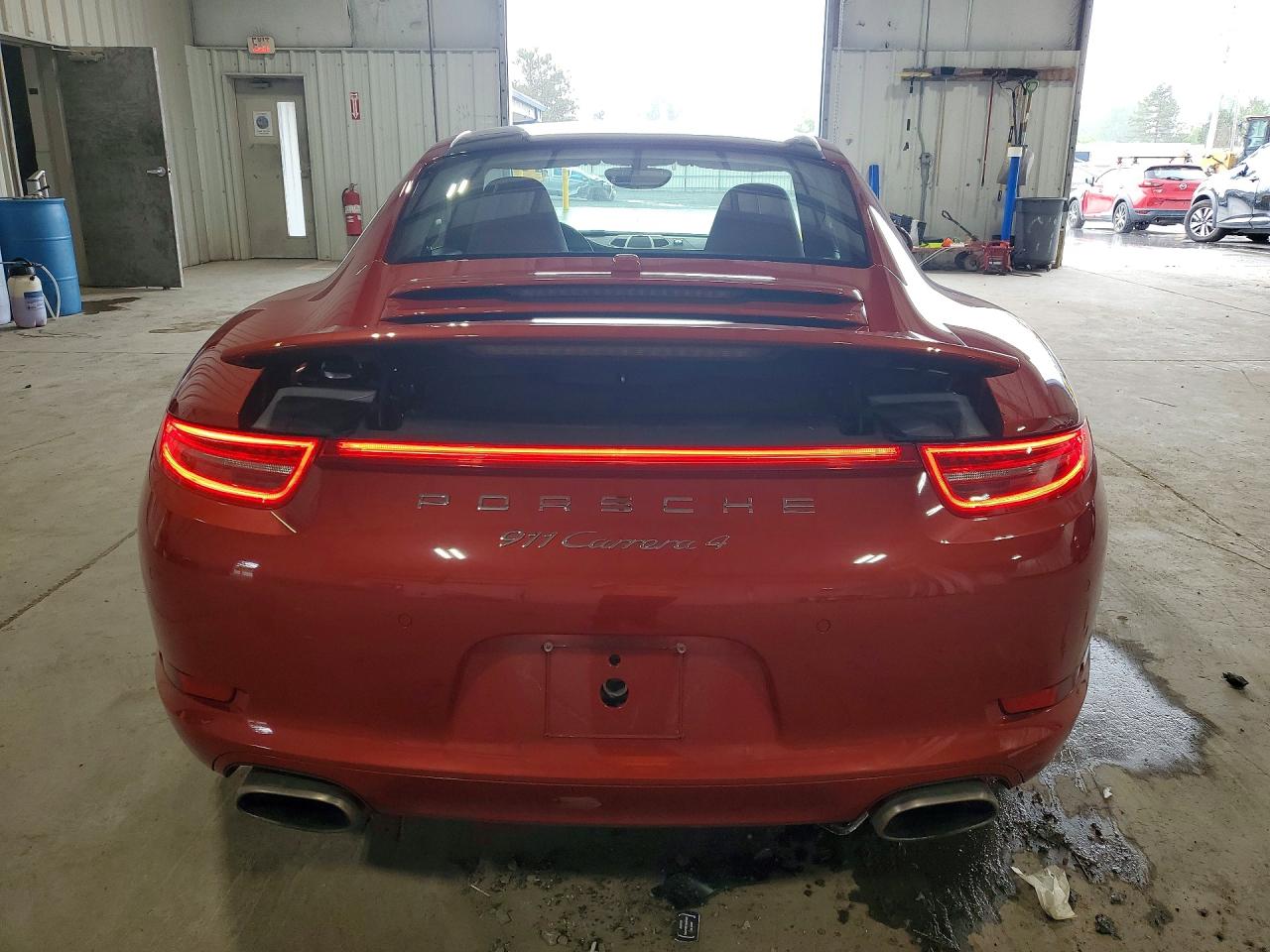 2014 Porsche 911 Carrera Red vin: WP0AA2A95ES106935