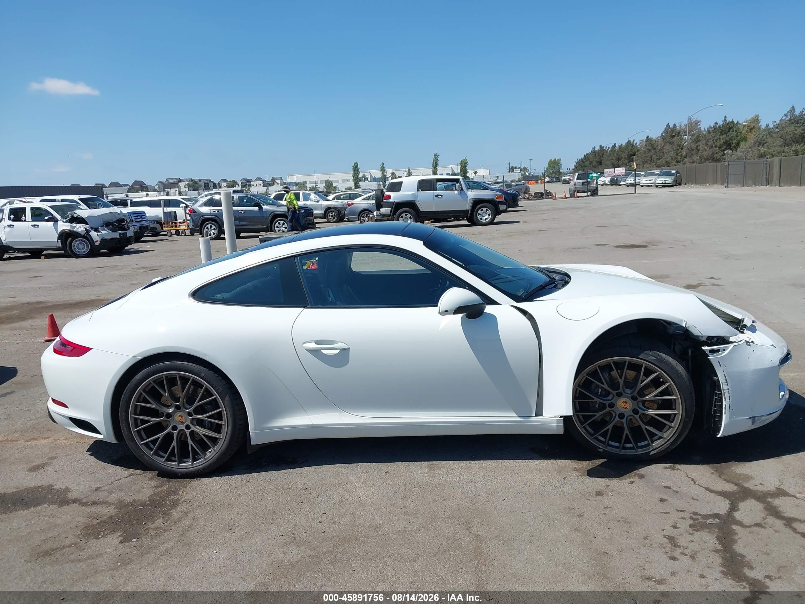 2019 Porsche 911 Carrera/carrera 4/carrera T White vin: WP0AA2A97KS103708