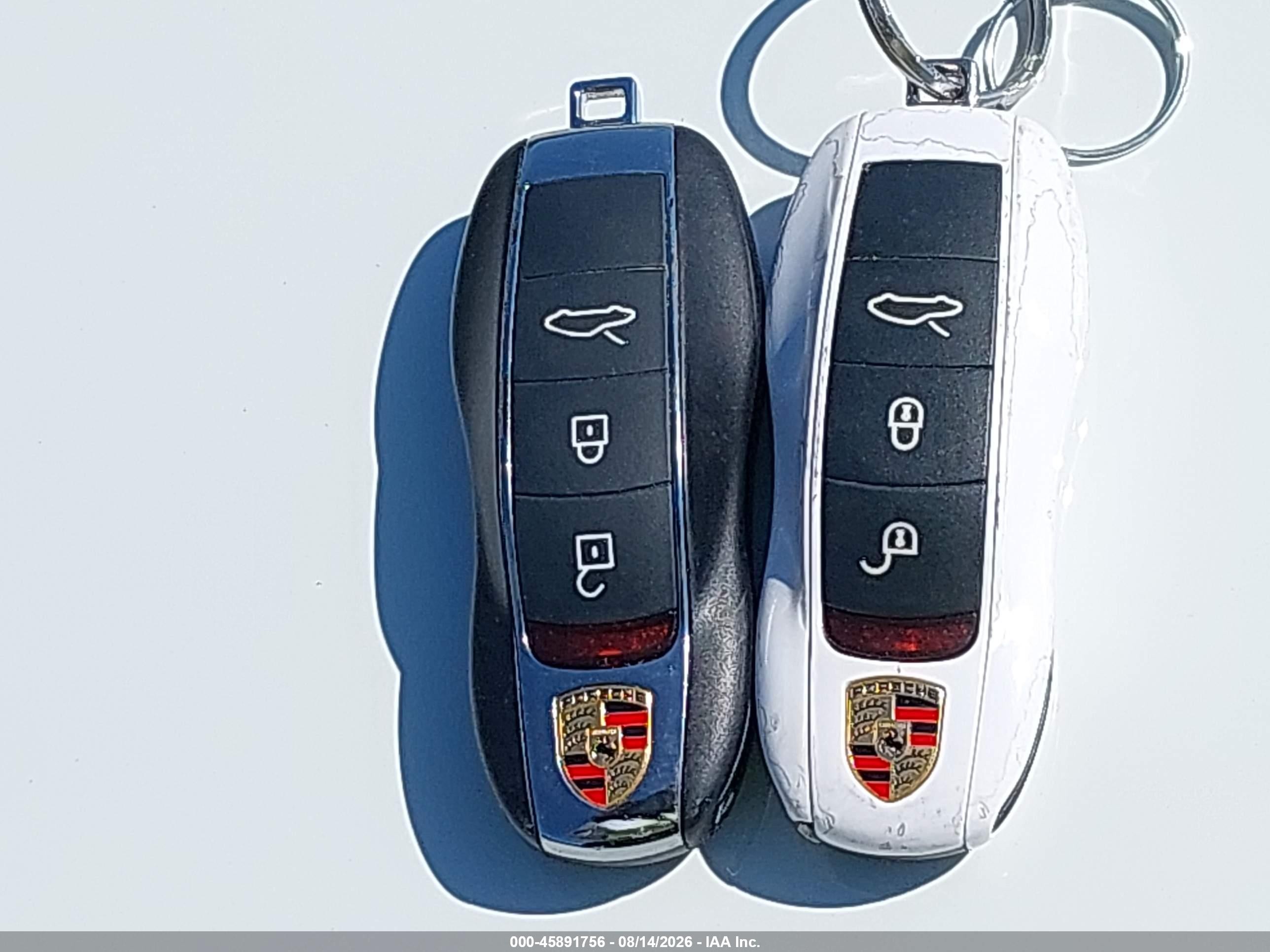 2019 Porsche 911 Carrera/carrera 4/carrera T White vin: WP0AA2A97KS103708