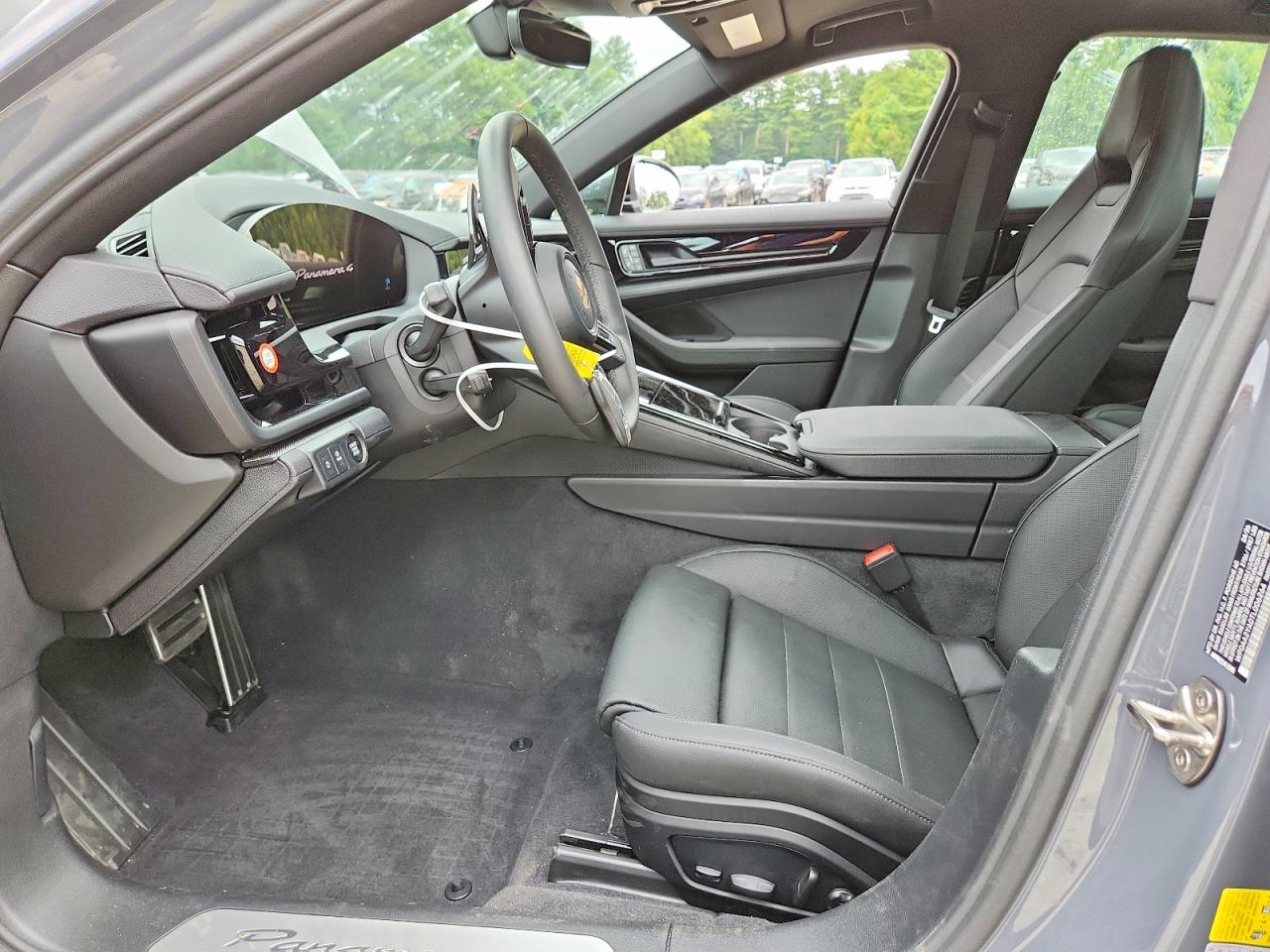 2026 Porsche Panamera Base Gray vin: WP0AA2YA0TL006264