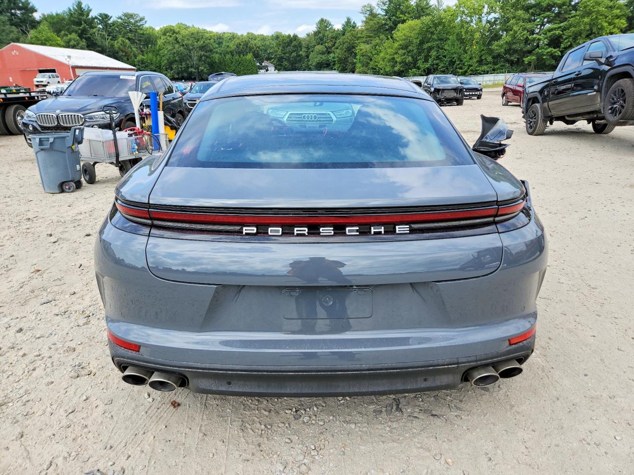 2026 Porsche Panamera Base Gray vin: WP0AA2YA0TL006264