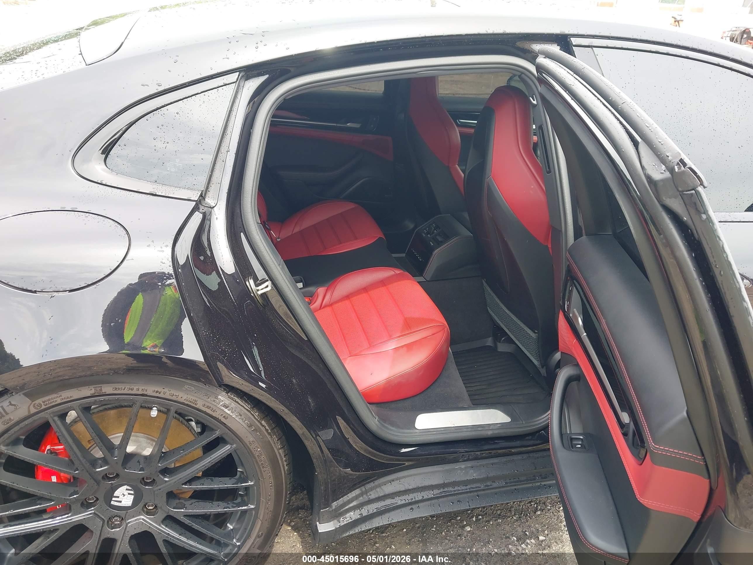 2024 Porsche Panamera 4 Black vin: WP0AA2YA5RL001294