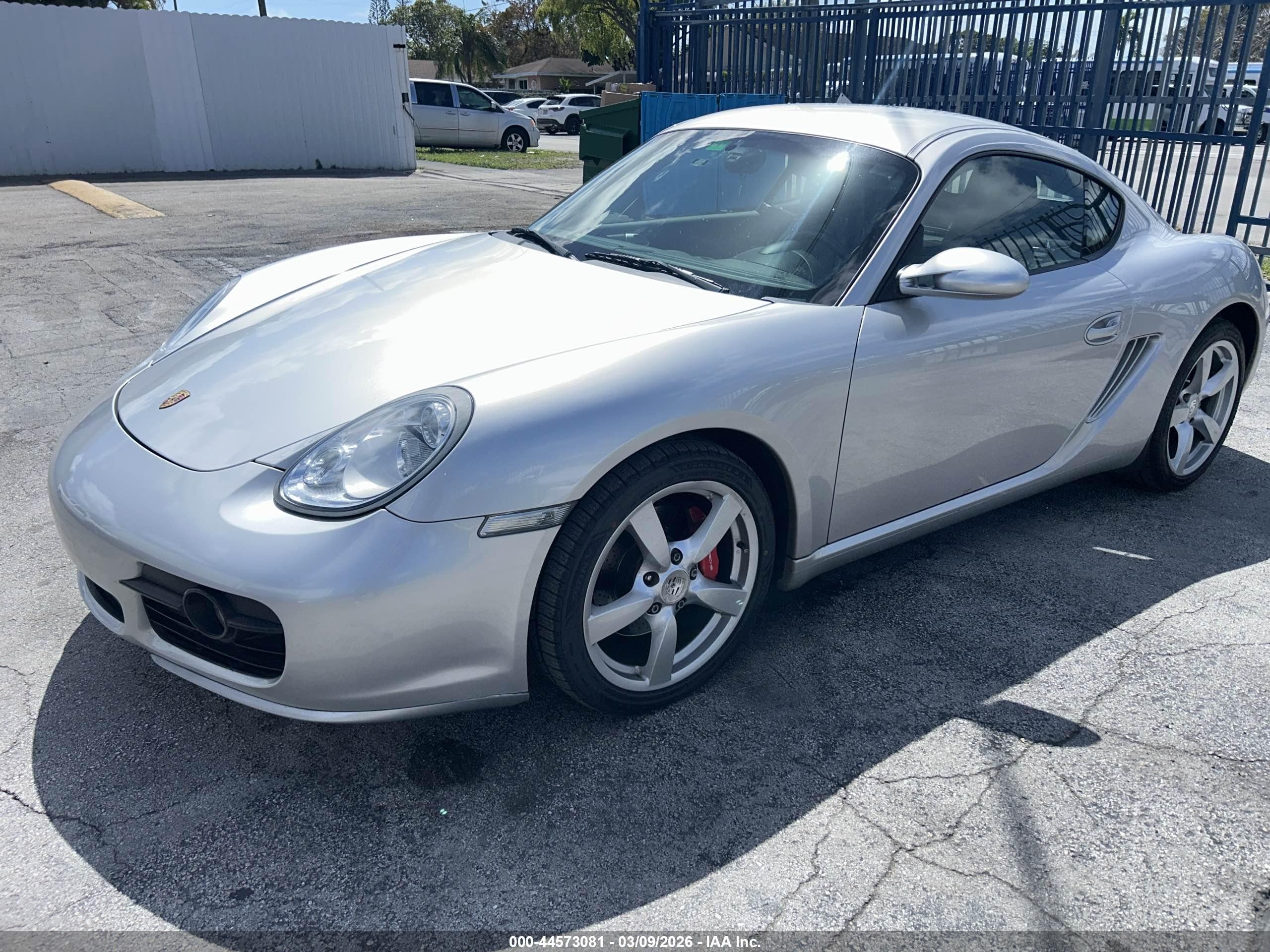 2006 Porsche Cayman S   Silver vin: WP0AB29806U784099