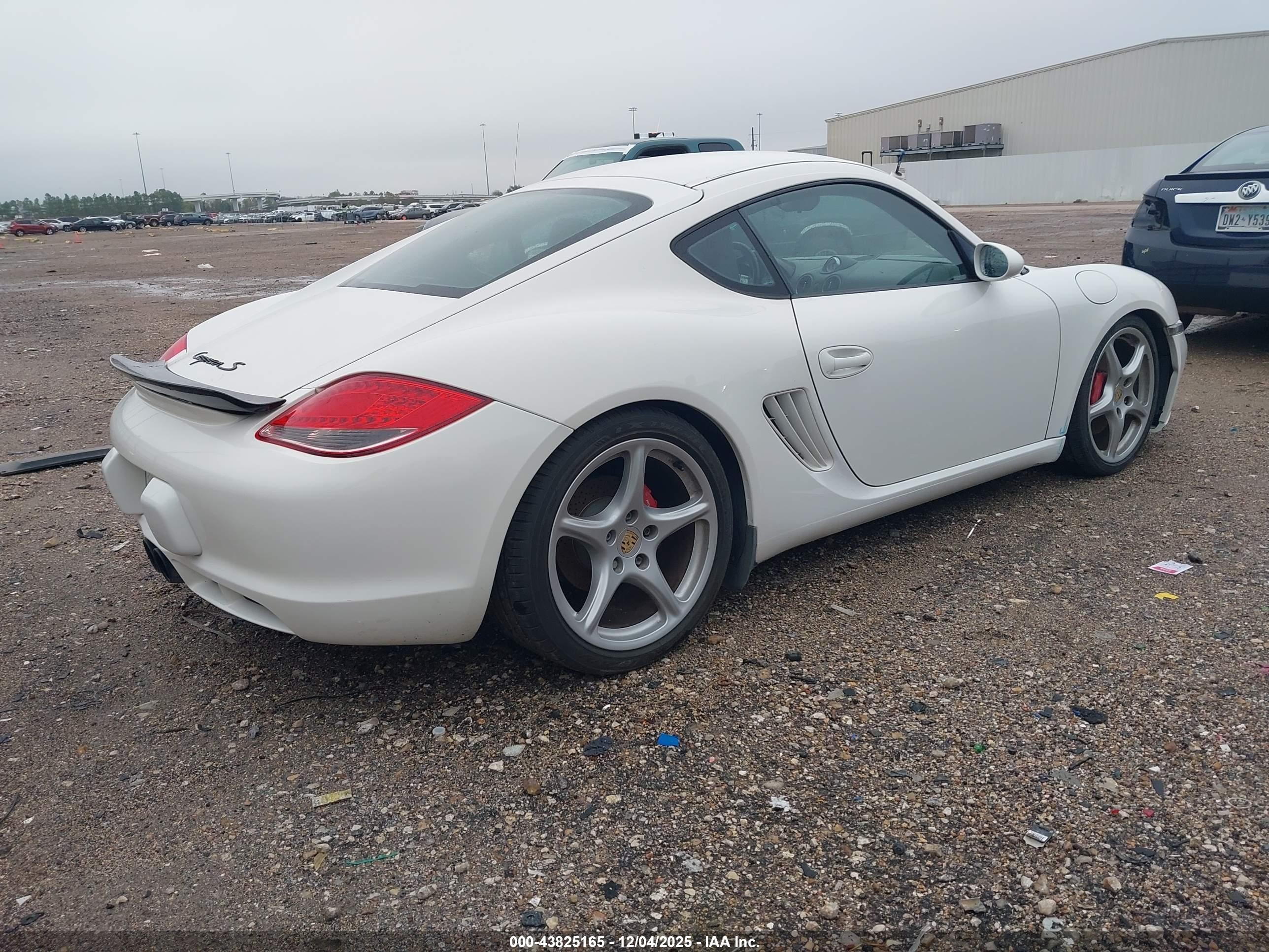 2006 Porsche Cayman S   White vin: WP0AB29826U781902