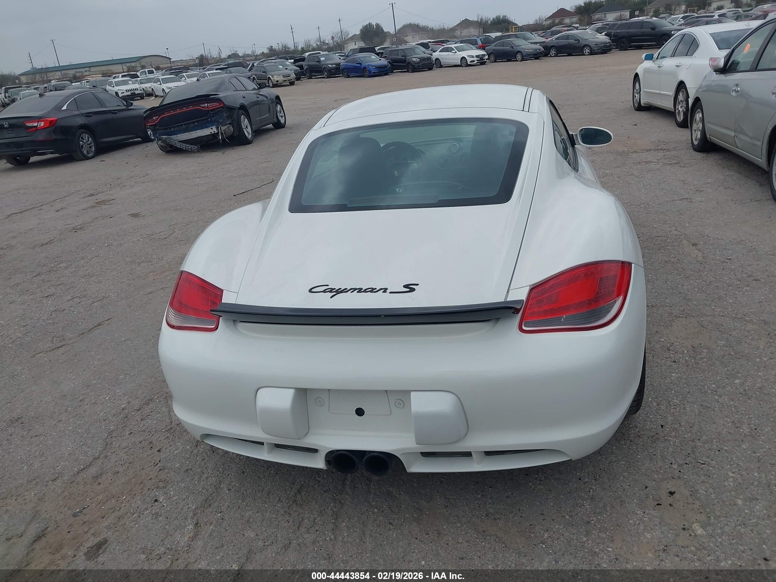 2006 Porsche Cayman S   White vin: WP0AB29826U781902
