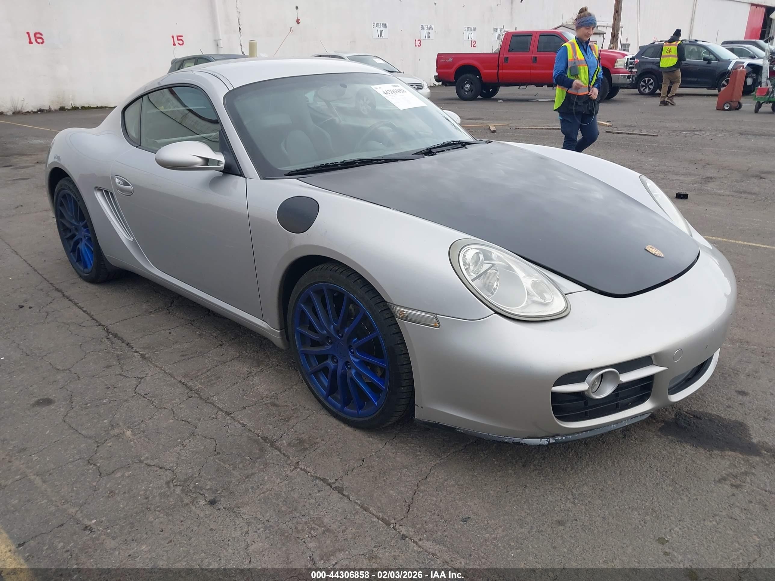 2006 Porsche Cayman S   Silver vin: WP0AB29896U781153