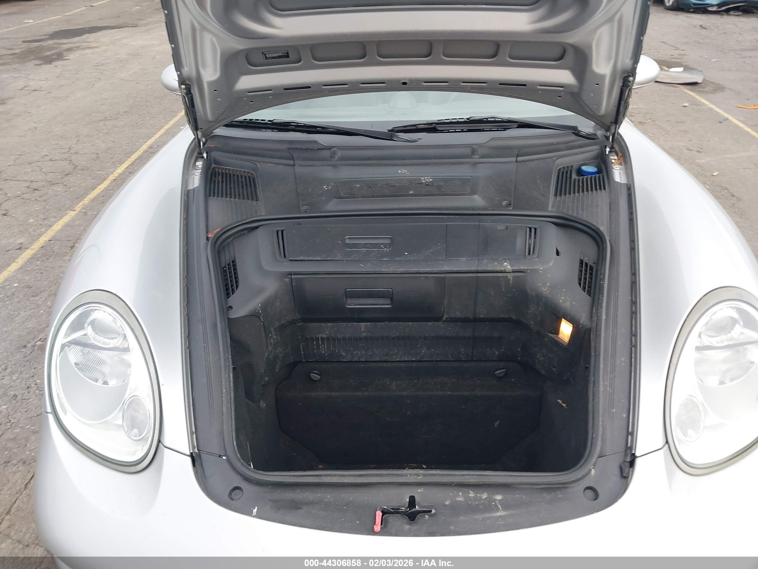 2006 Porsche Cayman S   Silver vin: WP0AB29896U781153