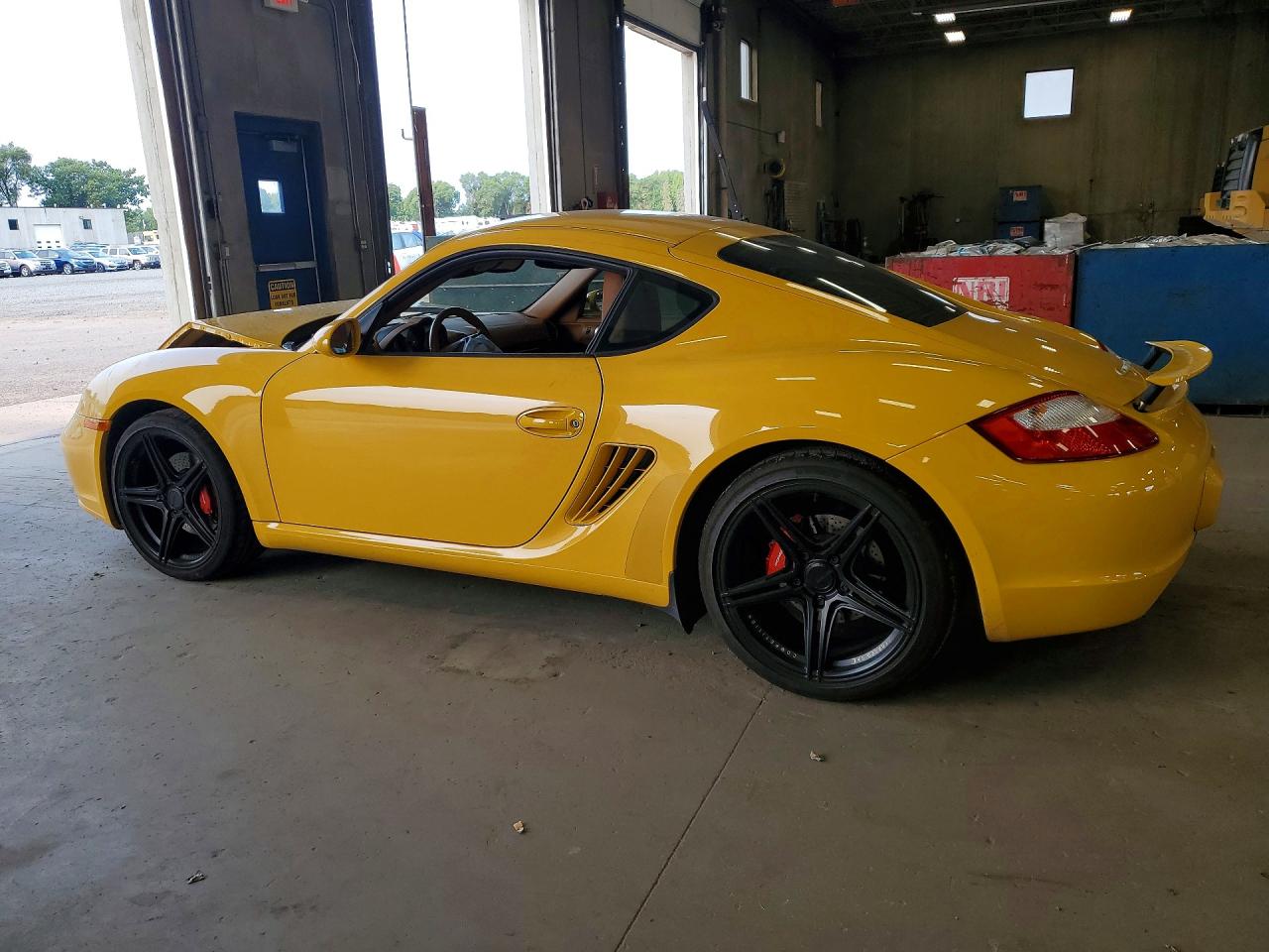 2007 Porsche Cayman S Yellow vin: WP0AB298X7U780305
