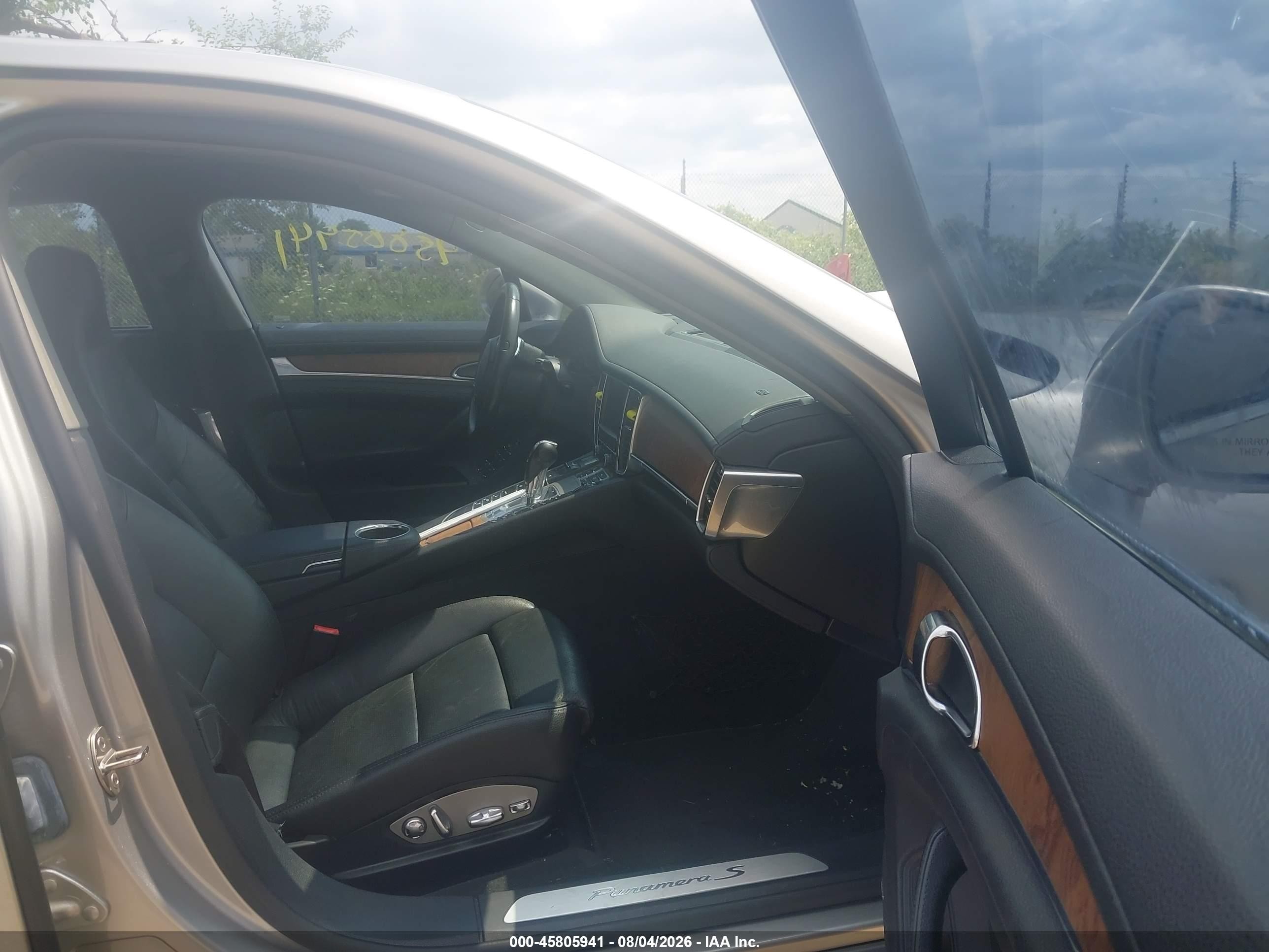 2011 Porsche Panamera S Silver vin: WP0AB2A70BL061159