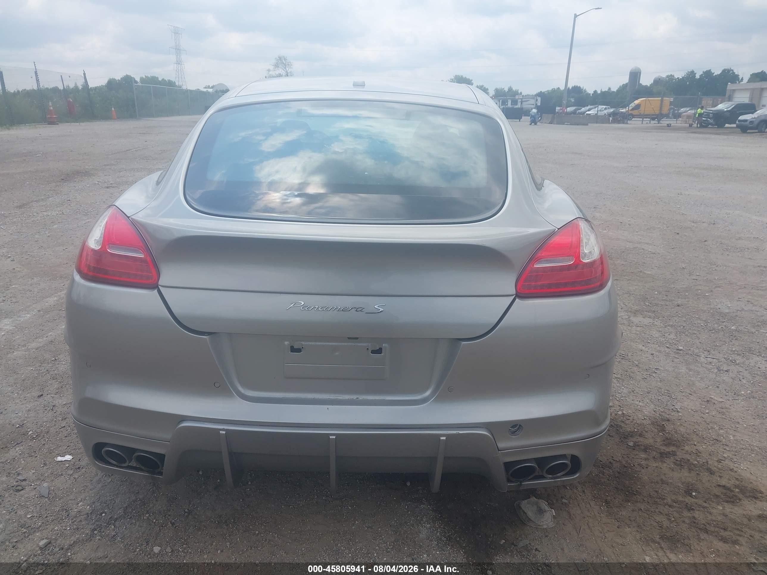 2011 Porsche Panamera S Silver vin: WP0AB2A70BL061159