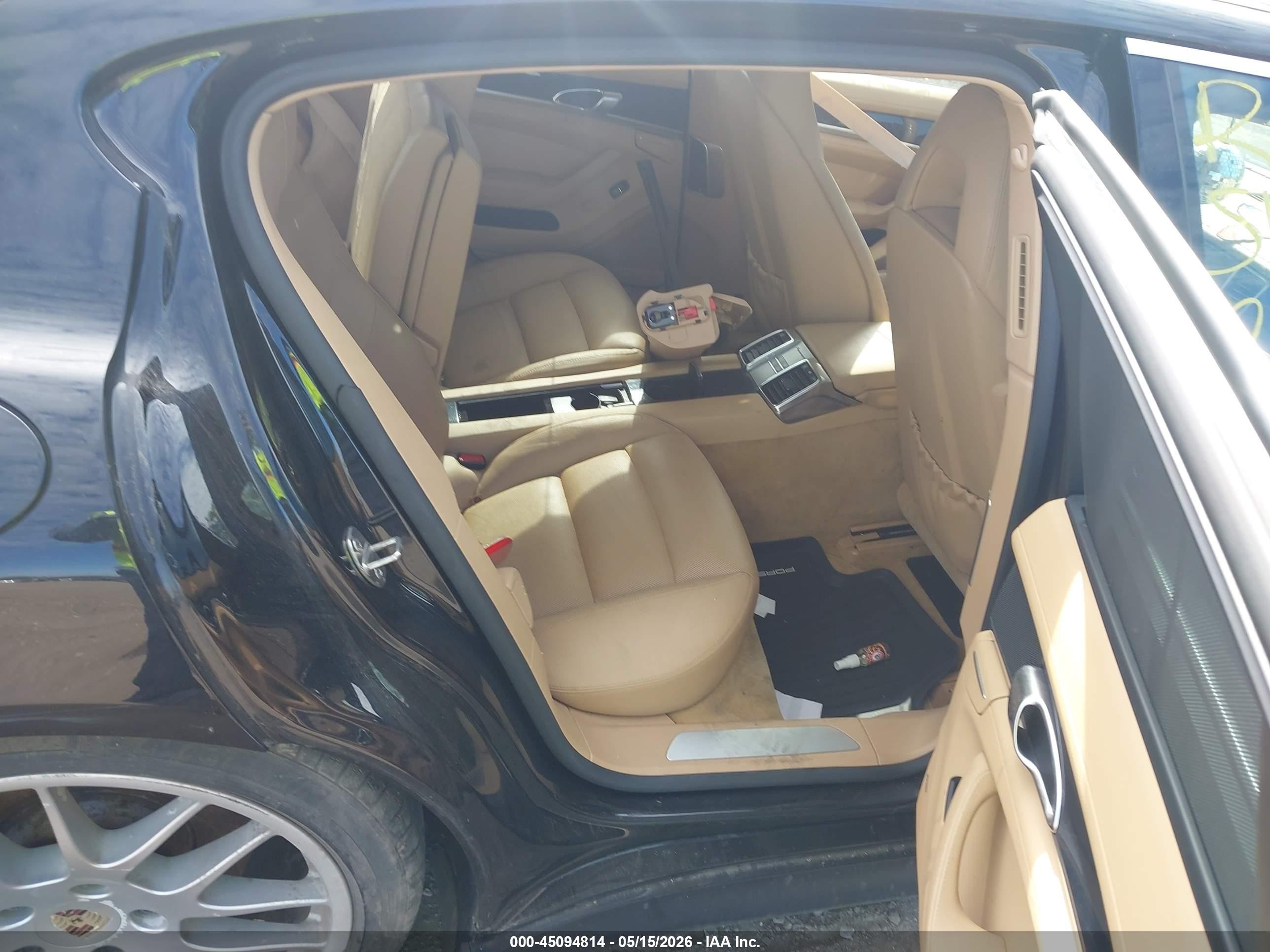 2012 Porsche Panamera 4s Black vin: WP0AB2A70CL061356