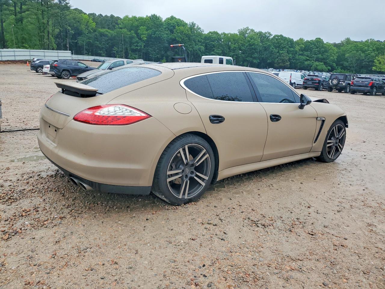 2013 Porsche Panamera S Желто-коричневый vin: WP0AB2A70DL061018
