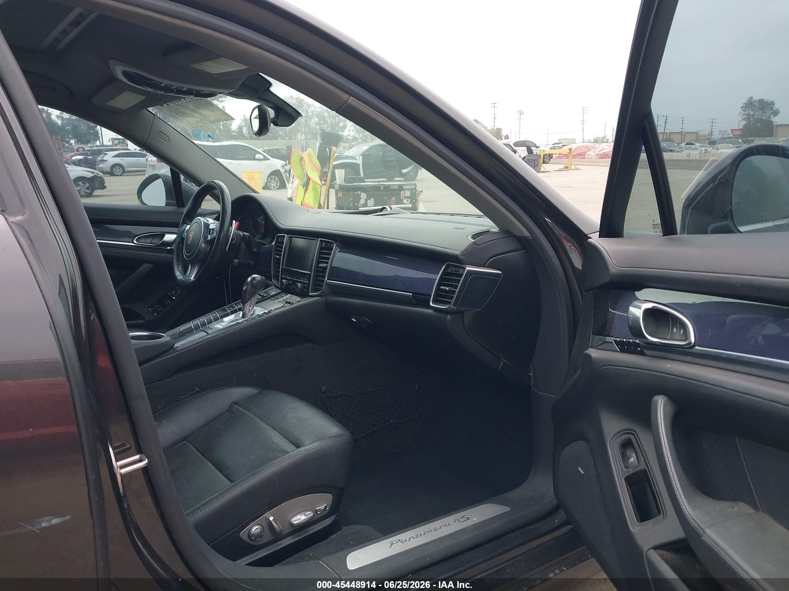 2014 Porsche Panamera 4s Black vin: WP0AB2A71EL055598