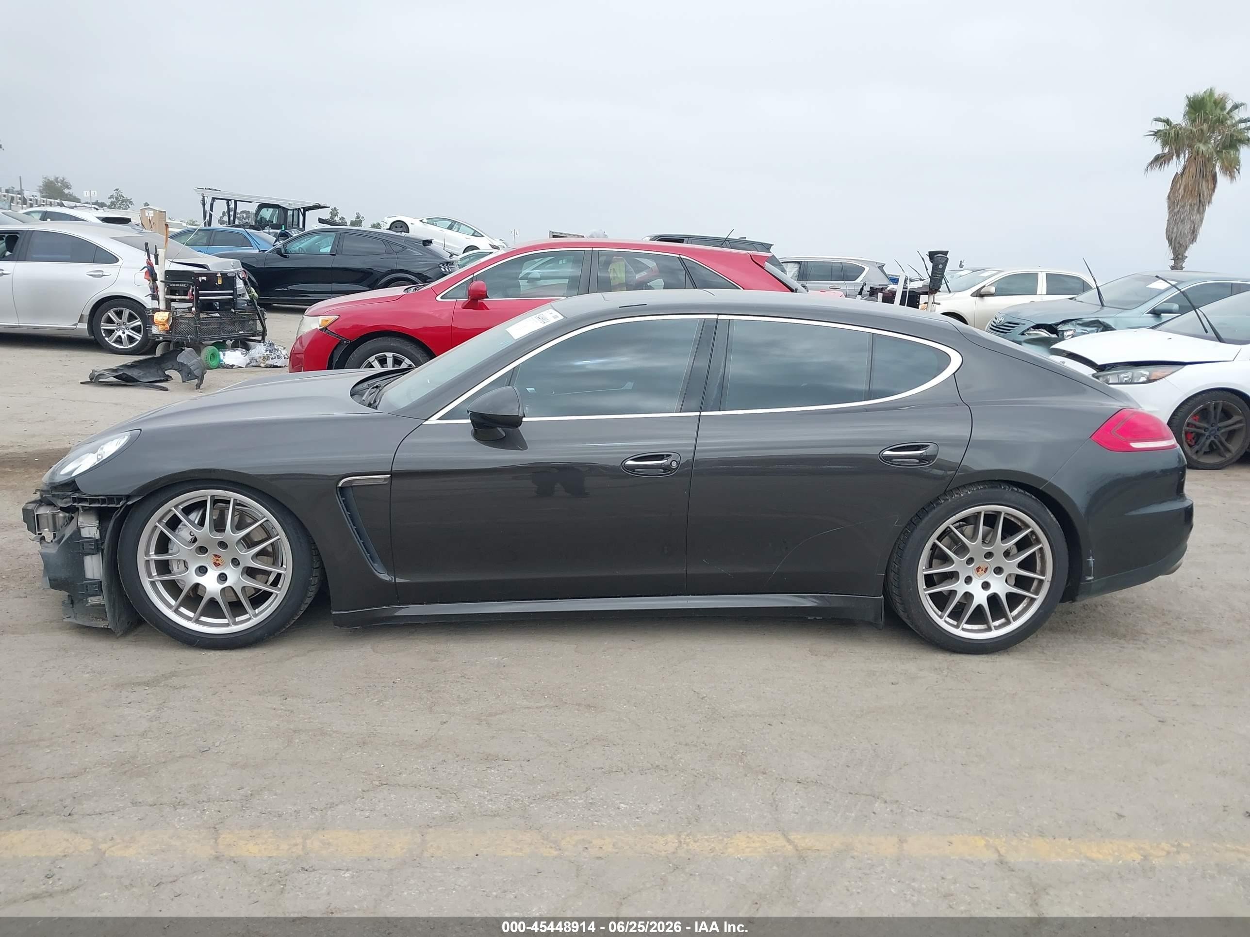 2014 Porsche Panamera 4s Black vin: WP0AB2A71EL055598