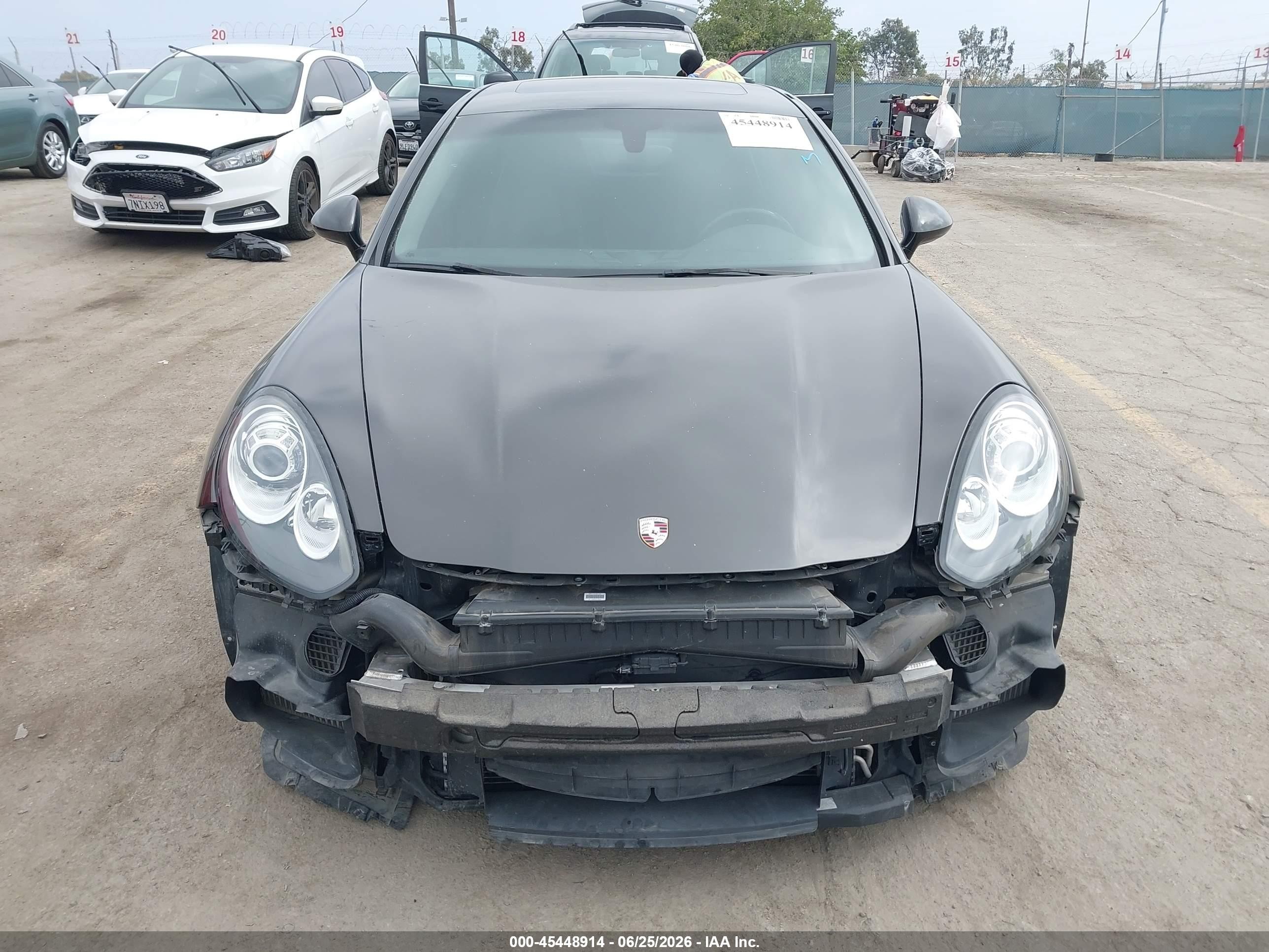 2014 Porsche Panamera 4s Black vin: WP0AB2A71EL055598