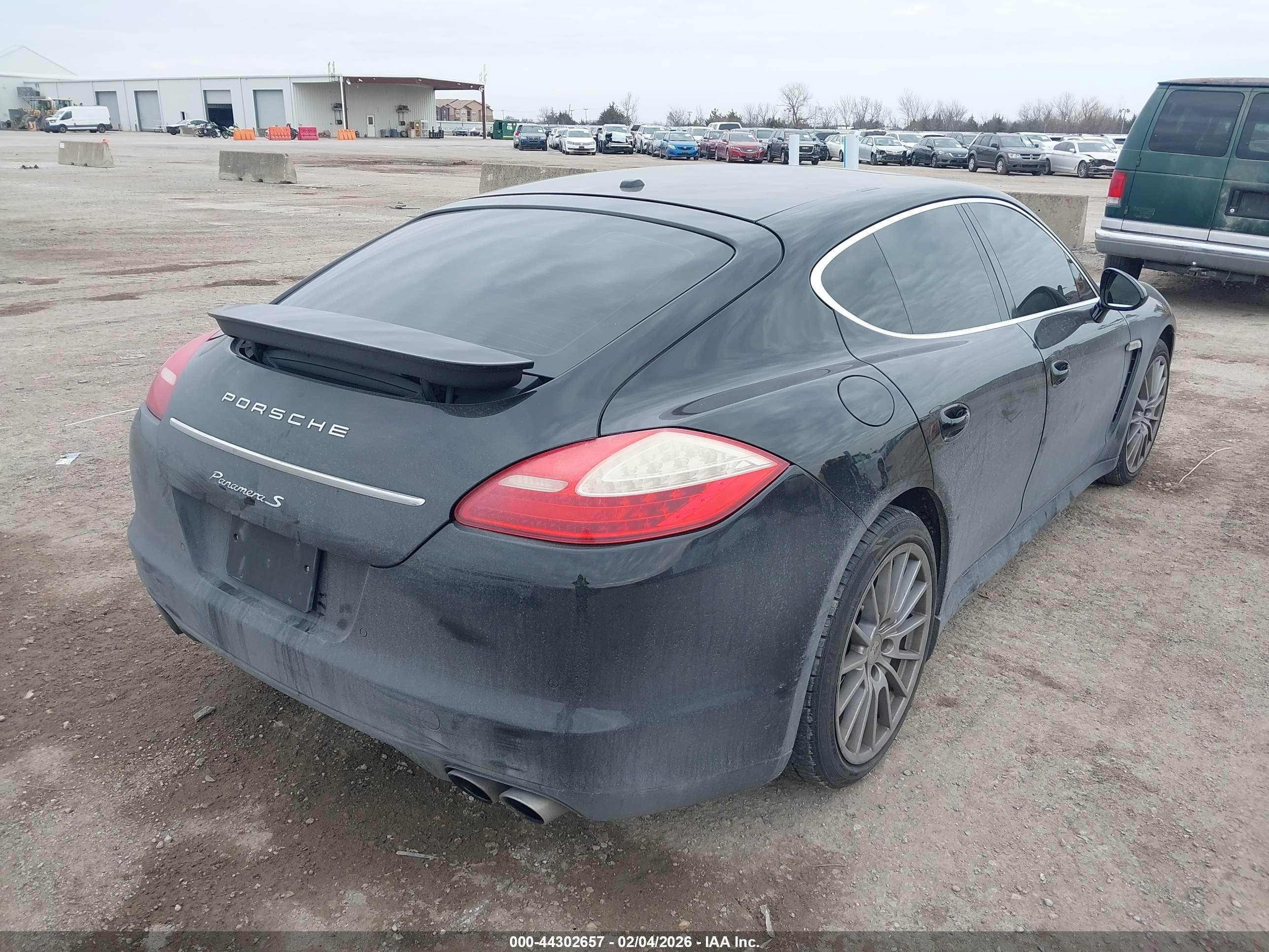 2013 Porsche Panamera S Черный vin: WP0AB2A73DL060283