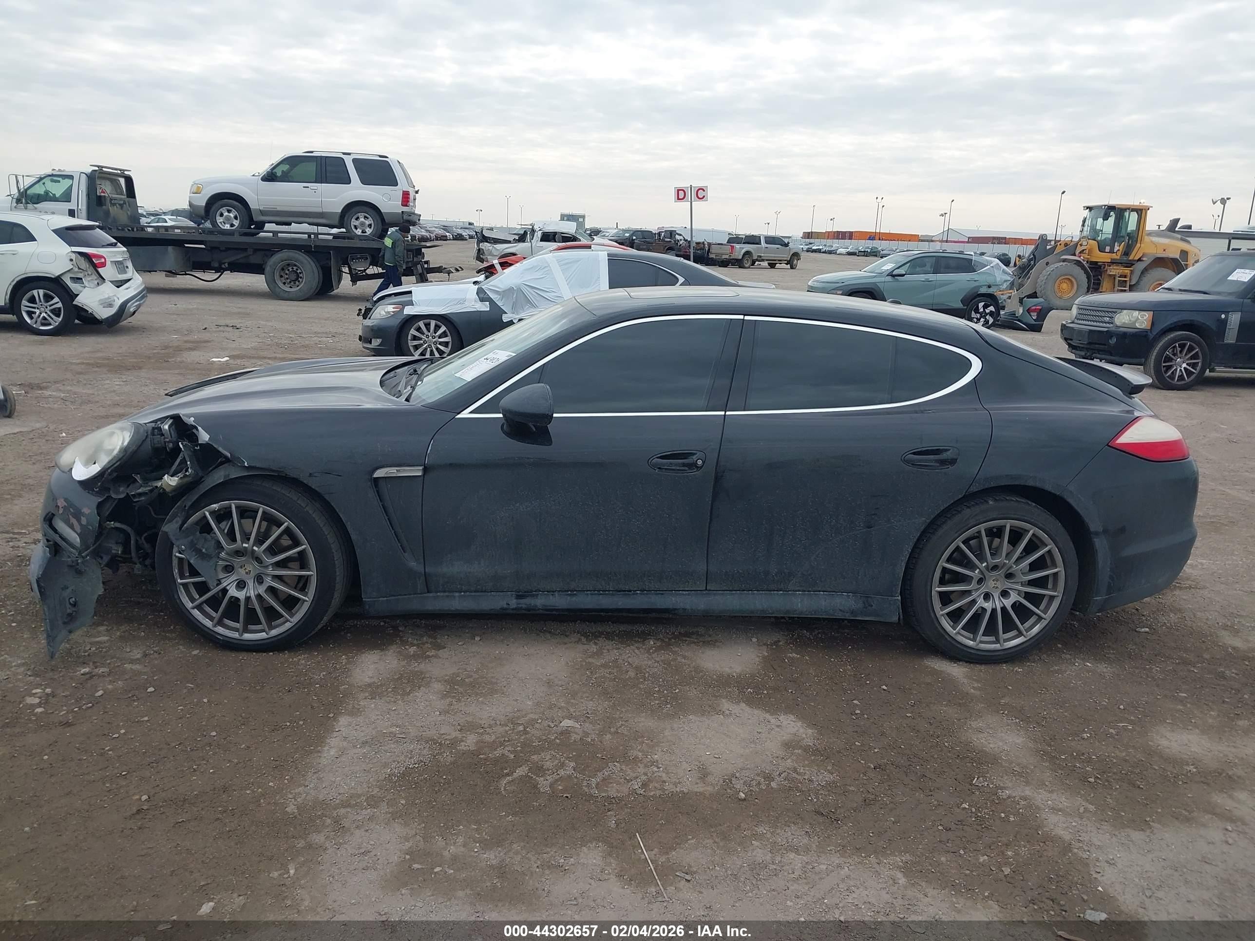 2013 Porsche Panamera S Черный vin: WP0AB2A73DL060283