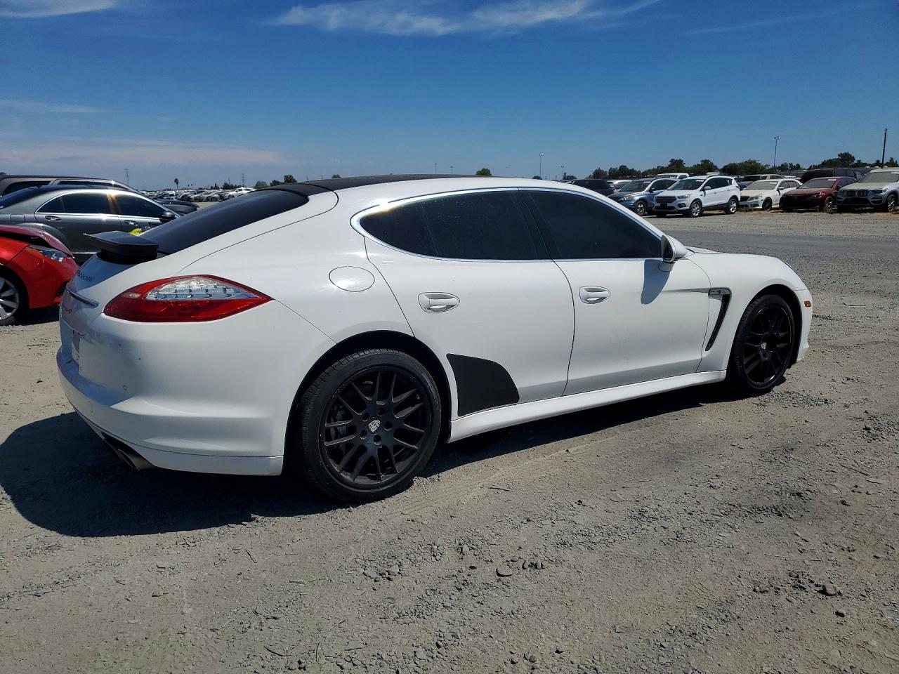2010 Porsche Panamera S Белый vin: WP0AB2A74AL065780