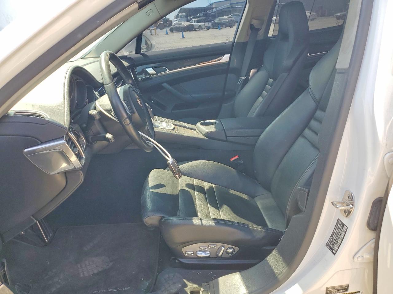 2010 Porsche Panamera S Белый vin: WP0AB2A74AL065780