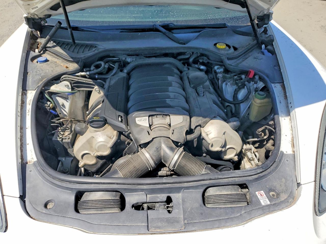 2010 Porsche Panamera S Белый vin: WP0AB2A74AL065780