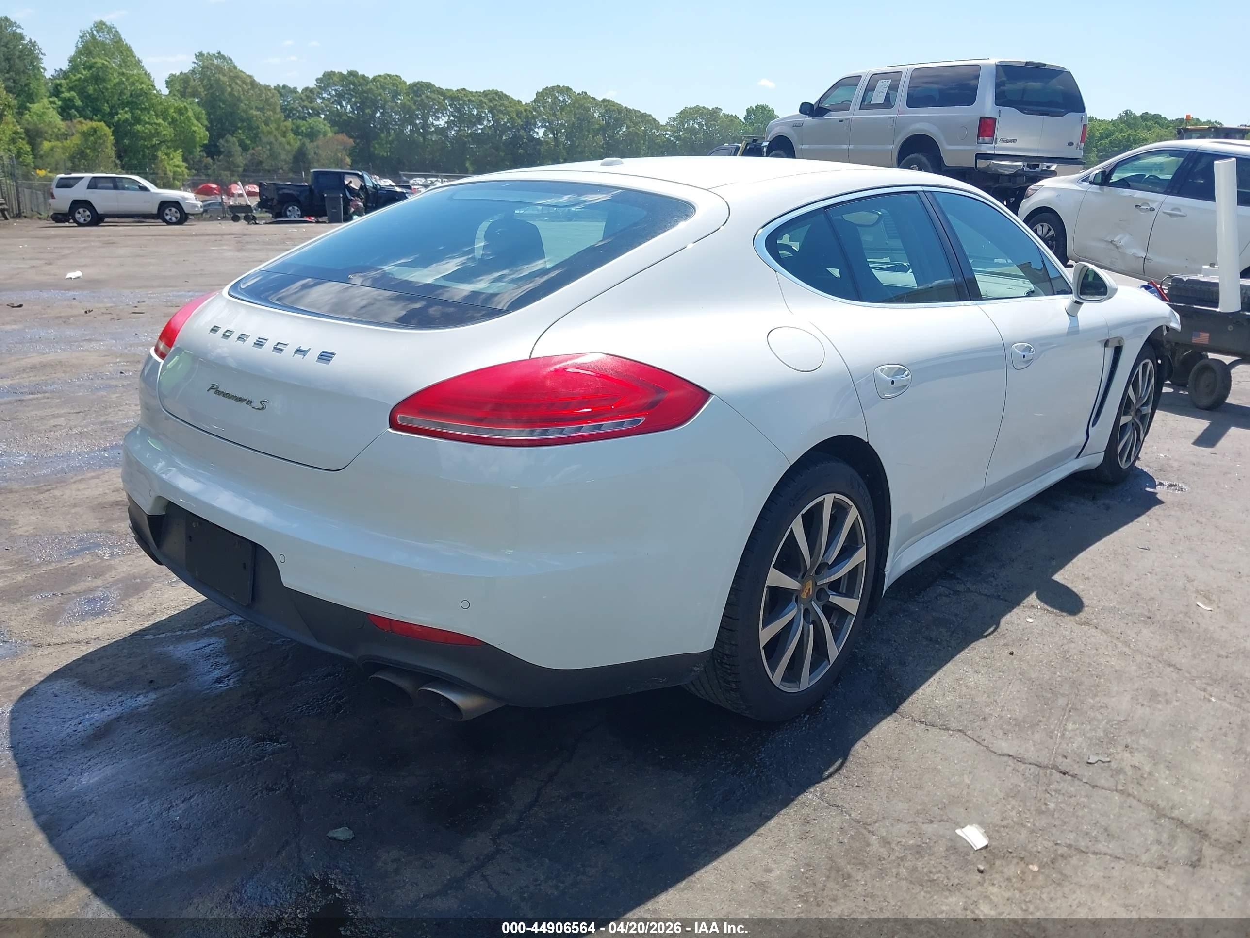 2014 Porsche Panamera S White vin: WP0AB2A74EL056308