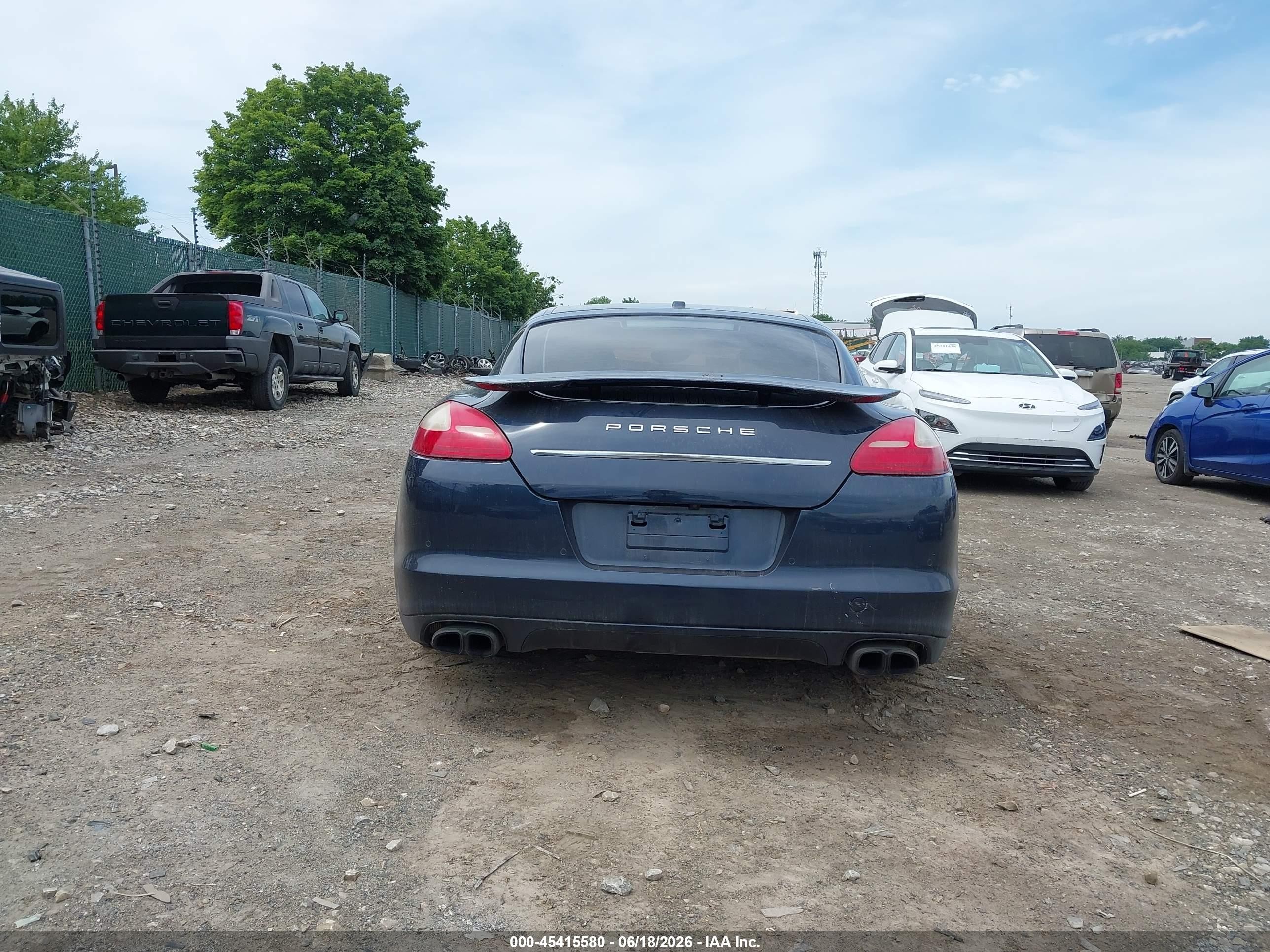 2011 Porsche Panamera 4s Dark Blue vin: WP0AB2A75BL061898
