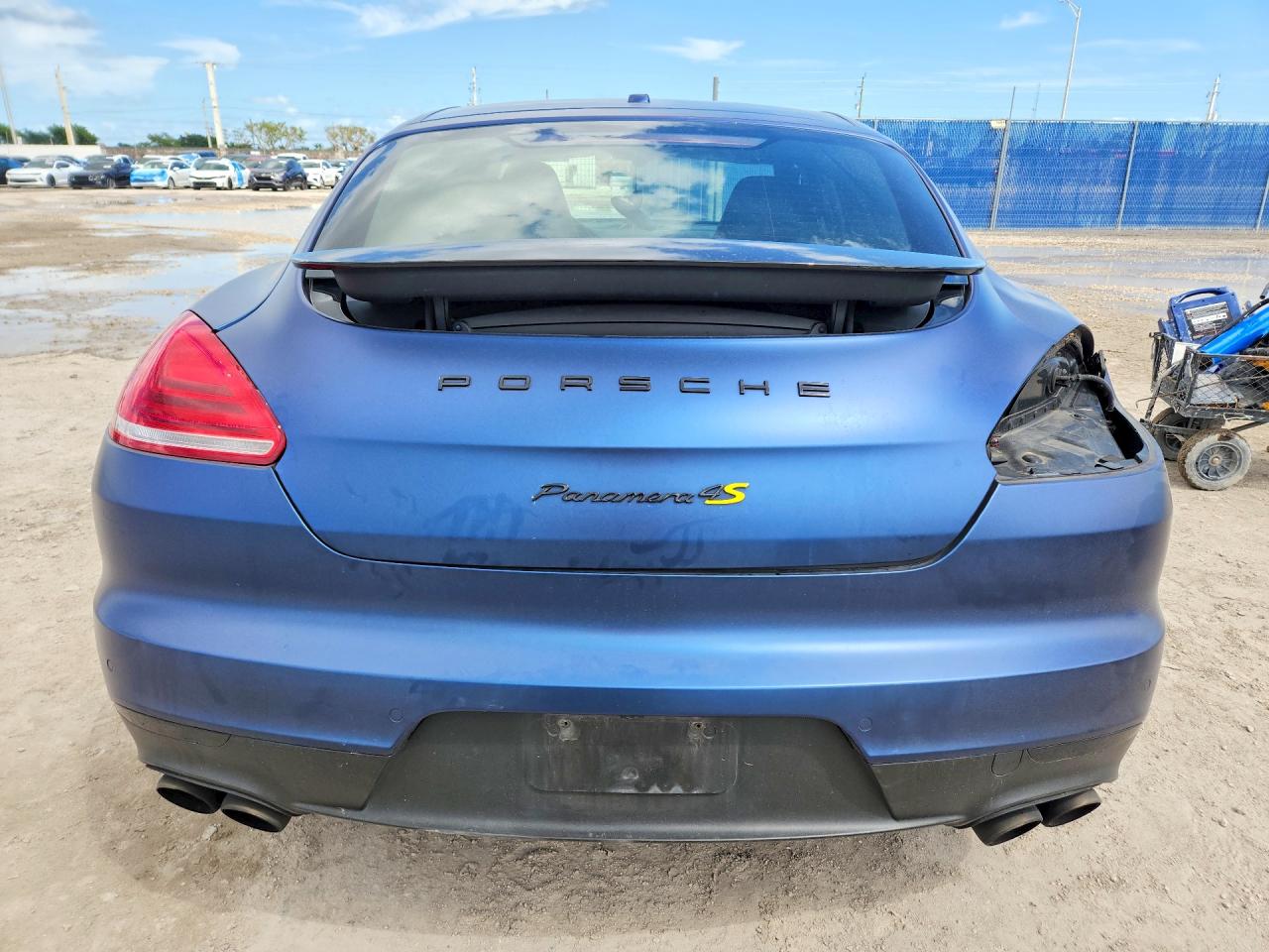 2016 Porsche Panamera S Blue vin: WP0AB2A75GL050522