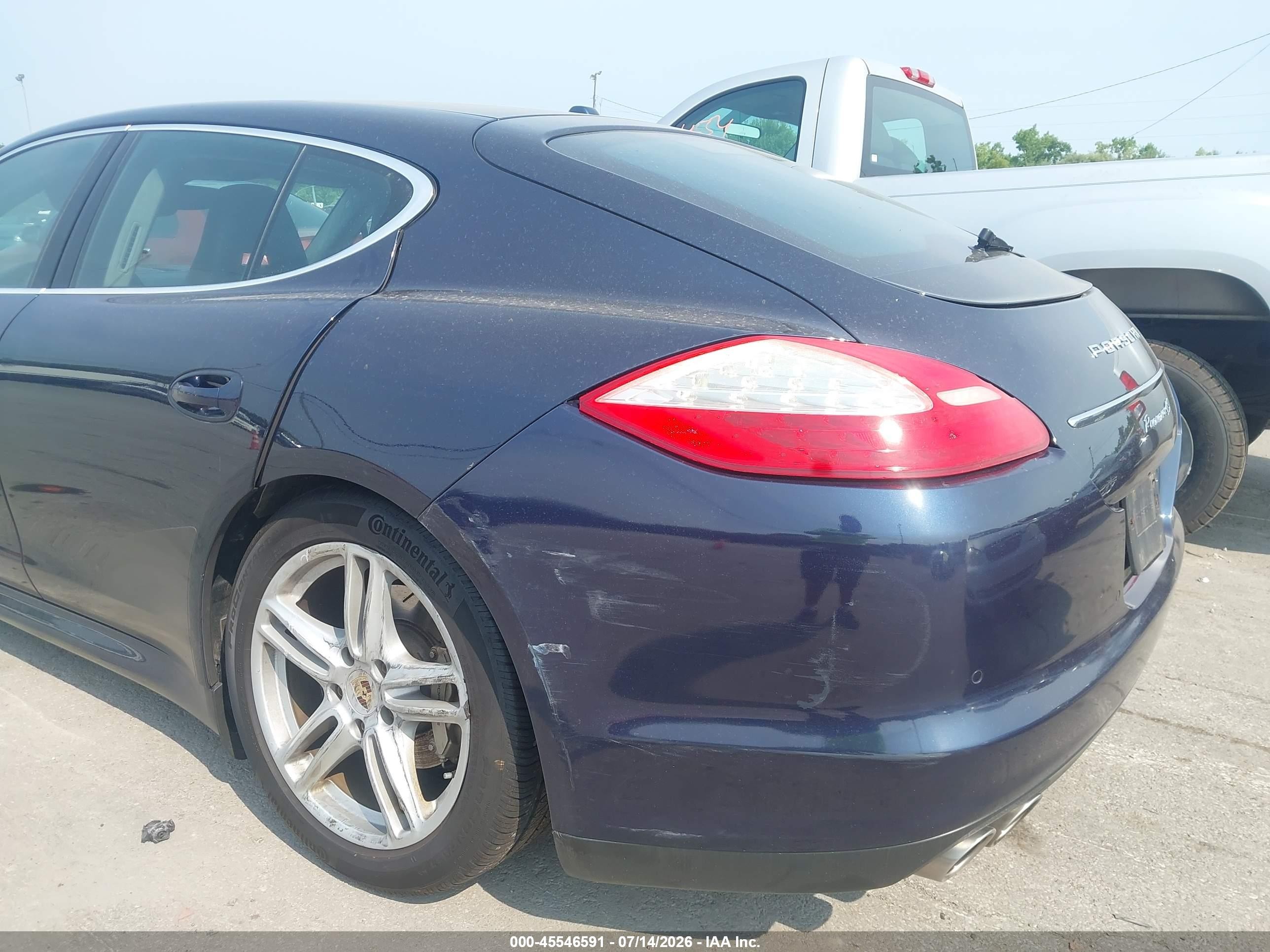 2010 Porsche Panamera 4s Dark Blue vin: WP0AB2A78AL065135