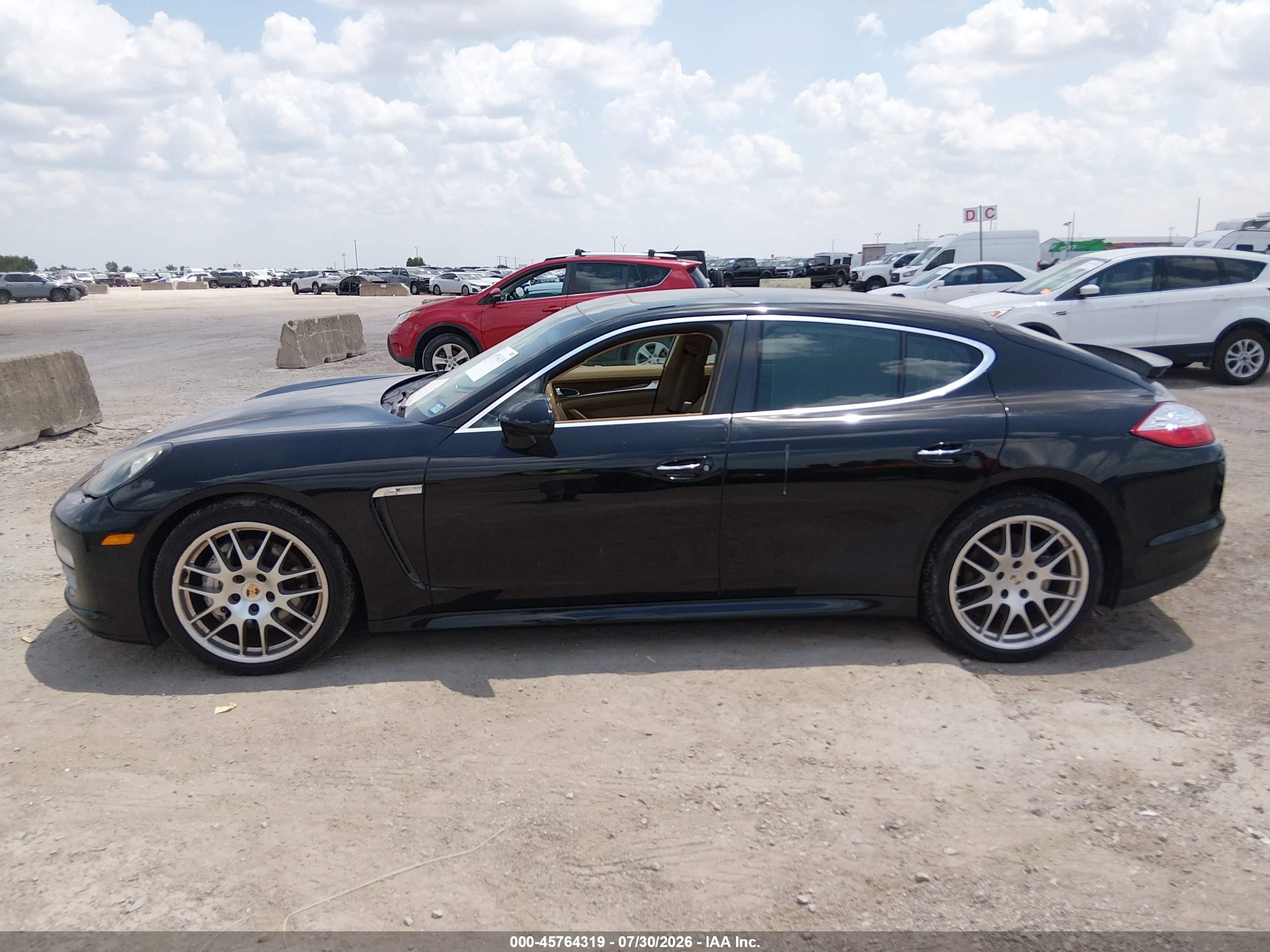 2011 Porsche Panamera 4s Black vin: WP0AB2A79BL063010