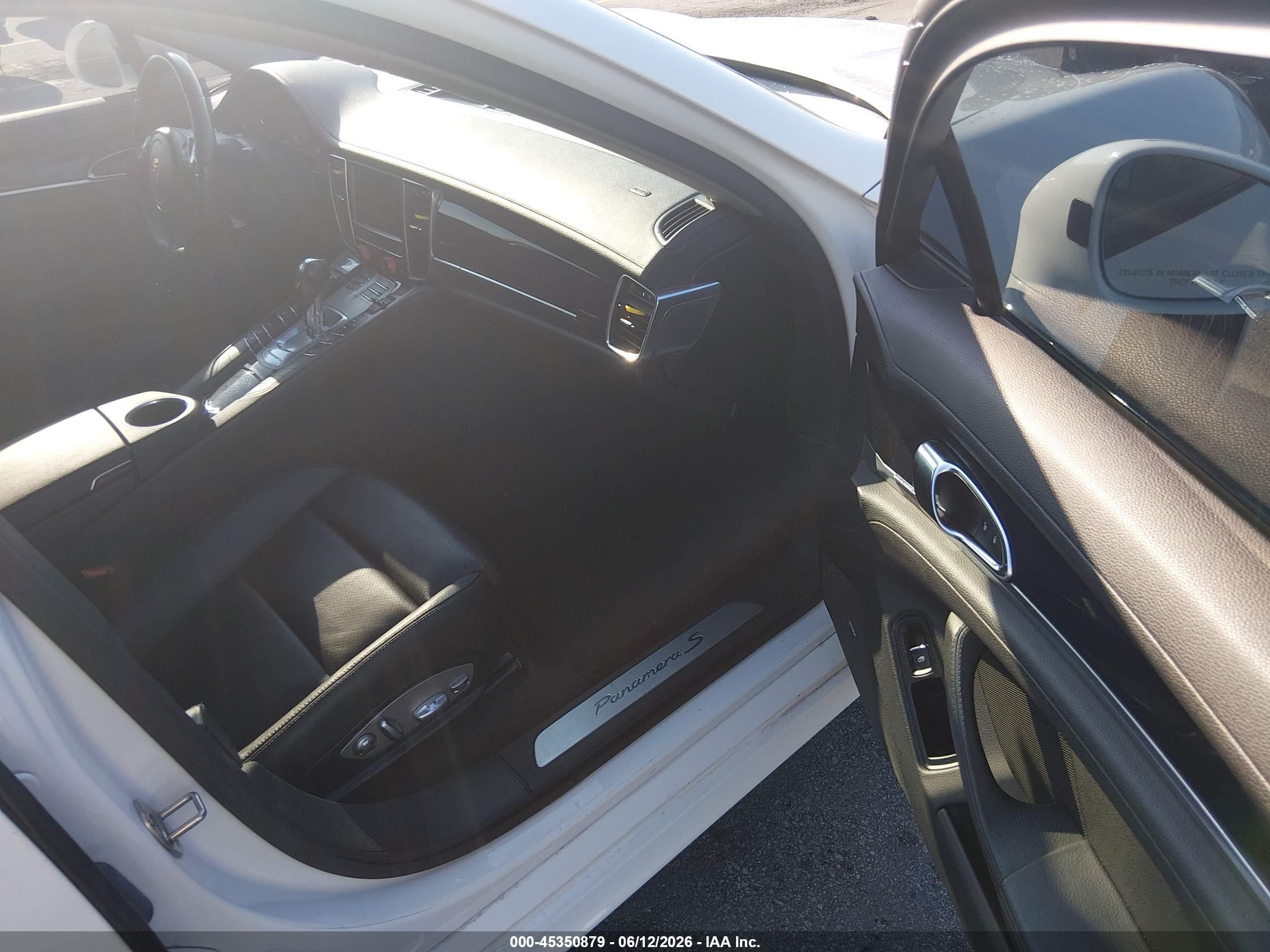 2015 Porsche Panamera S Белый vin: WP0AB2A7XFL050675