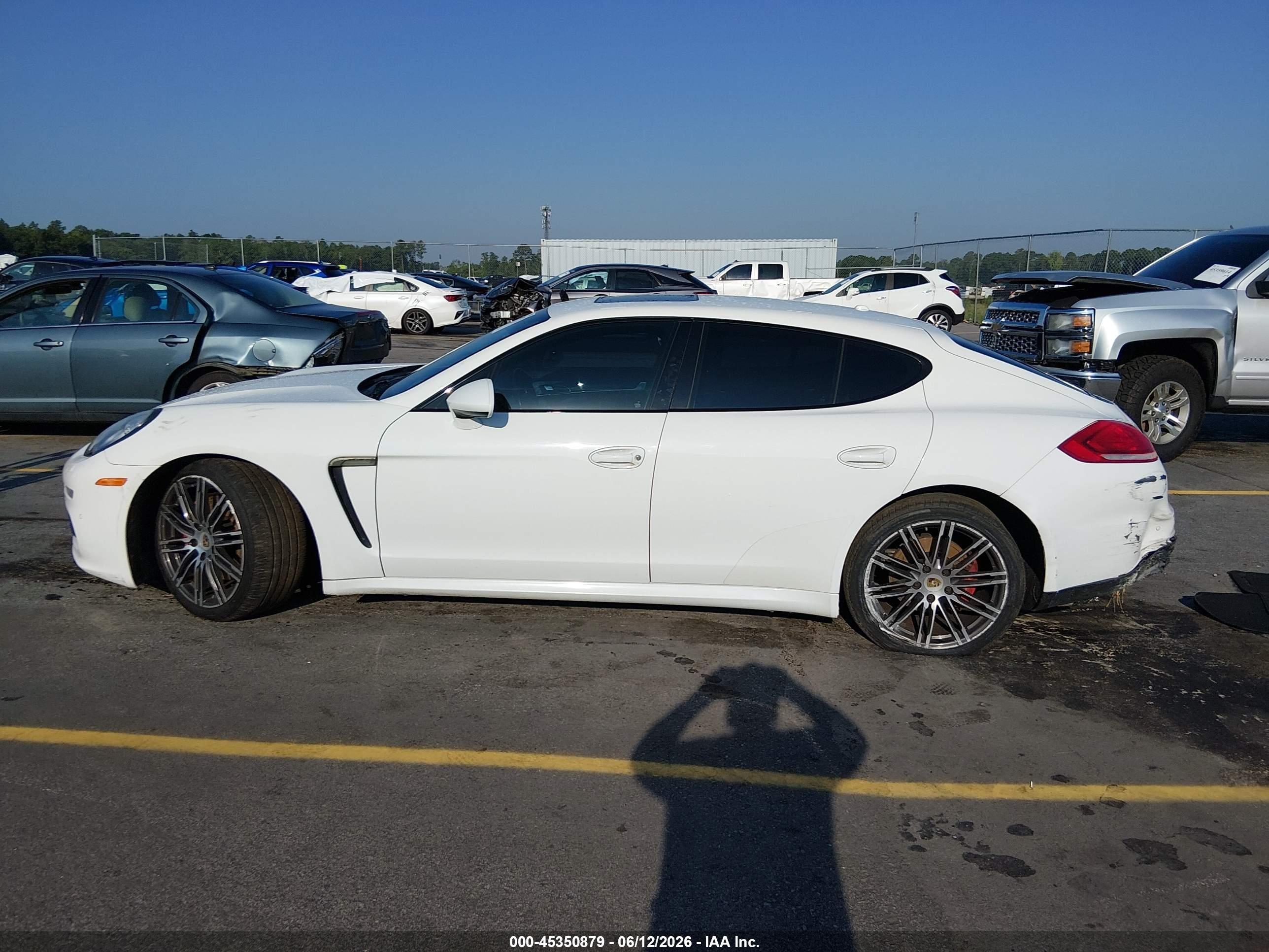 2015 Porsche Panamera S Белый vin: WP0AB2A7XFL050675