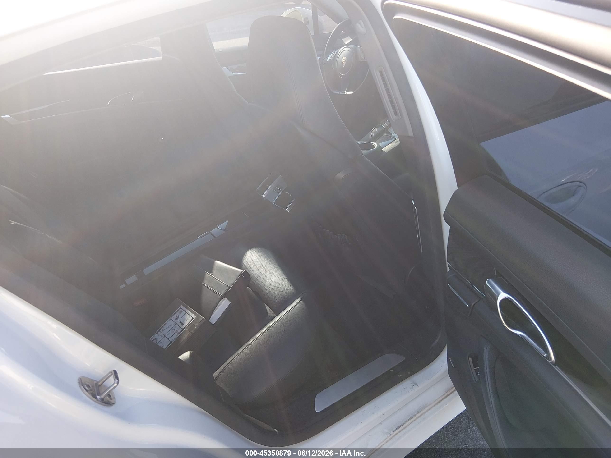 2015 Porsche Panamera S Белый vin: WP0AB2A7XFL050675