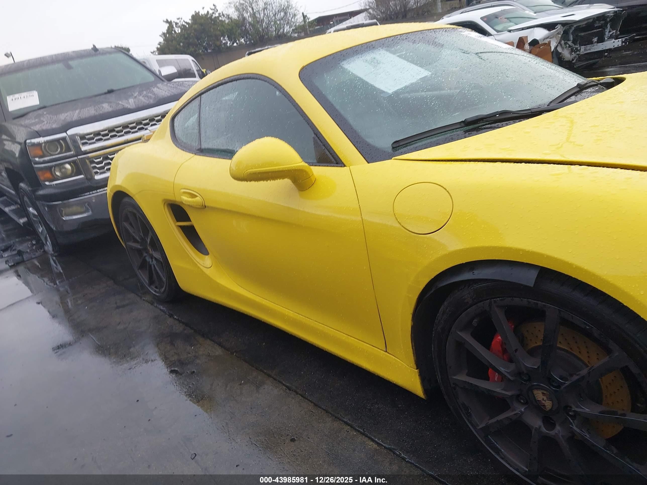 2014 Porsche Cayman S Желтый vin: WP0AB2A80EK192398