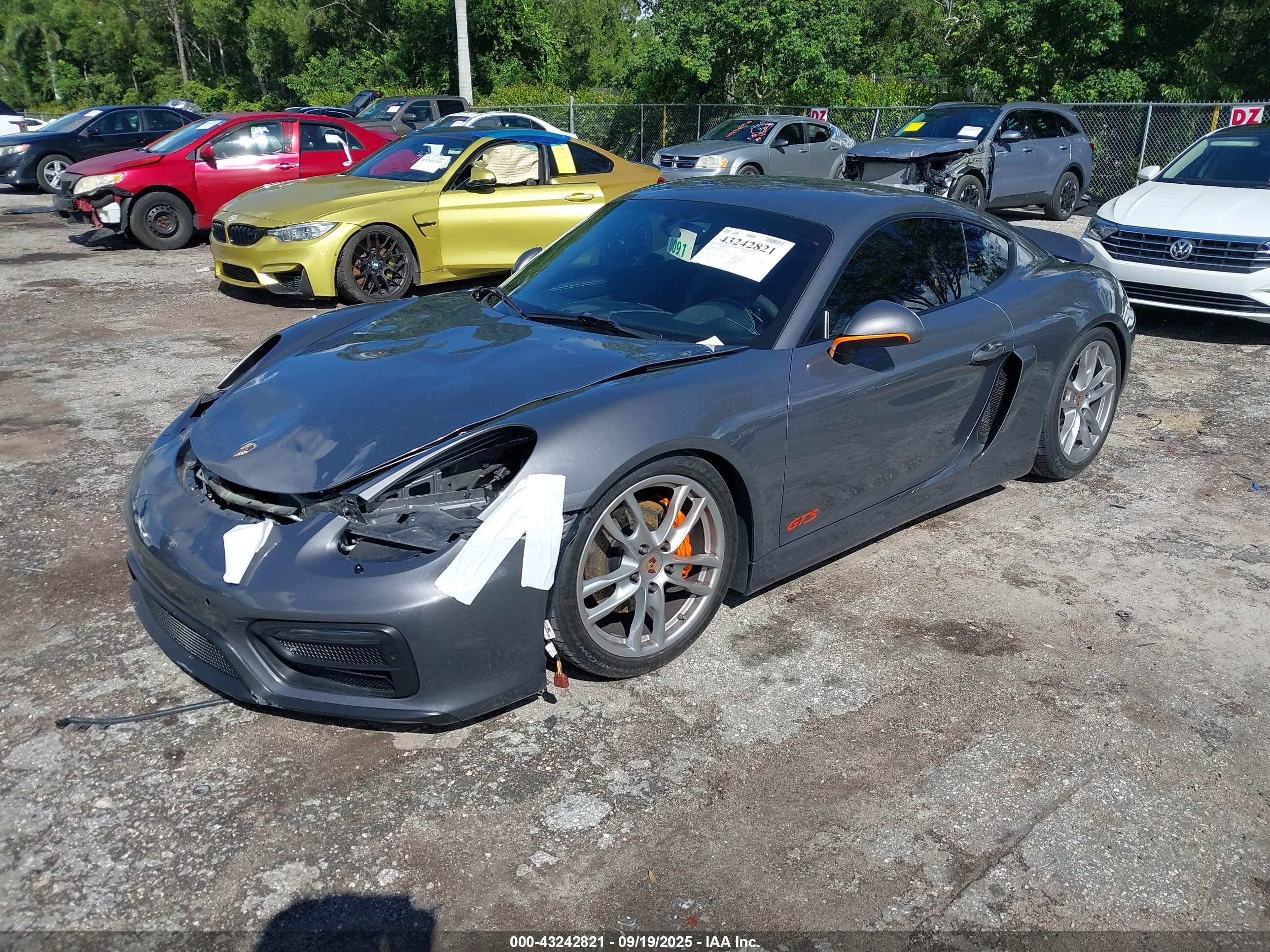 2014 Porsche Cayman S Gray vin: WP0AB2A83EK193657