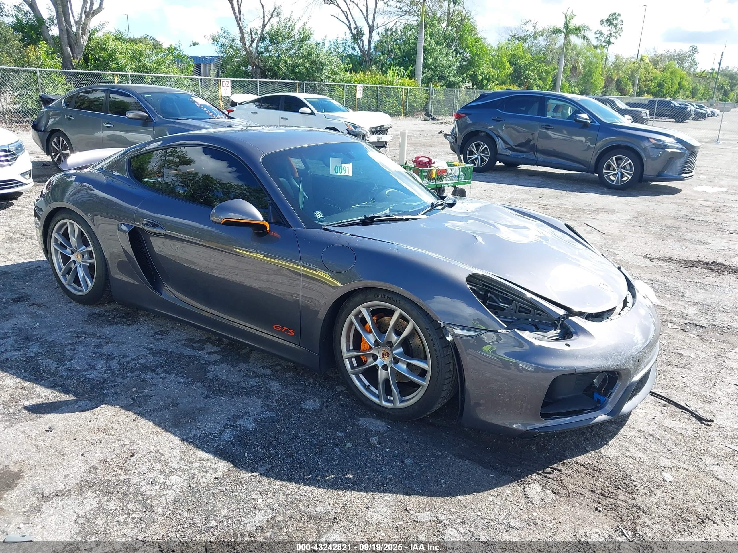 2014 Porsche Cayman S Gray vin: WP0AB2A83EK193657