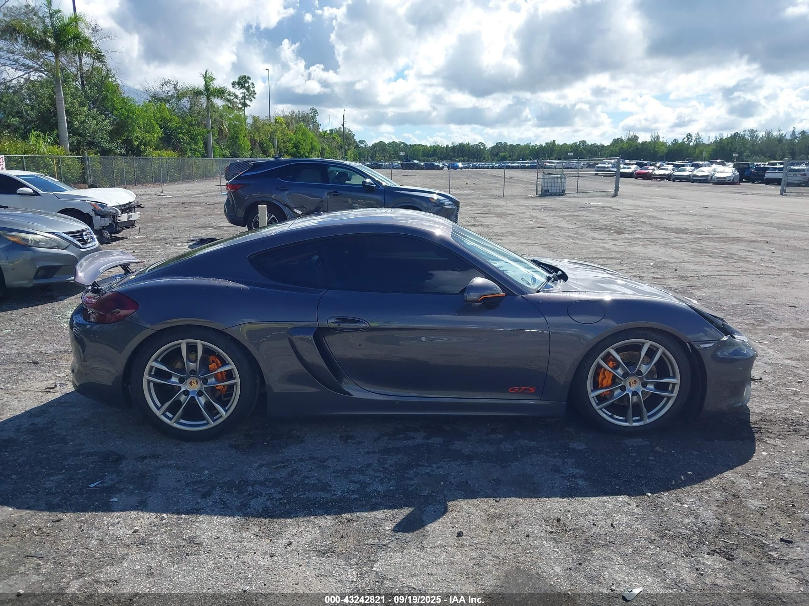 2014 Porsche Cayman S Gray vin: WP0AB2A83EK193657