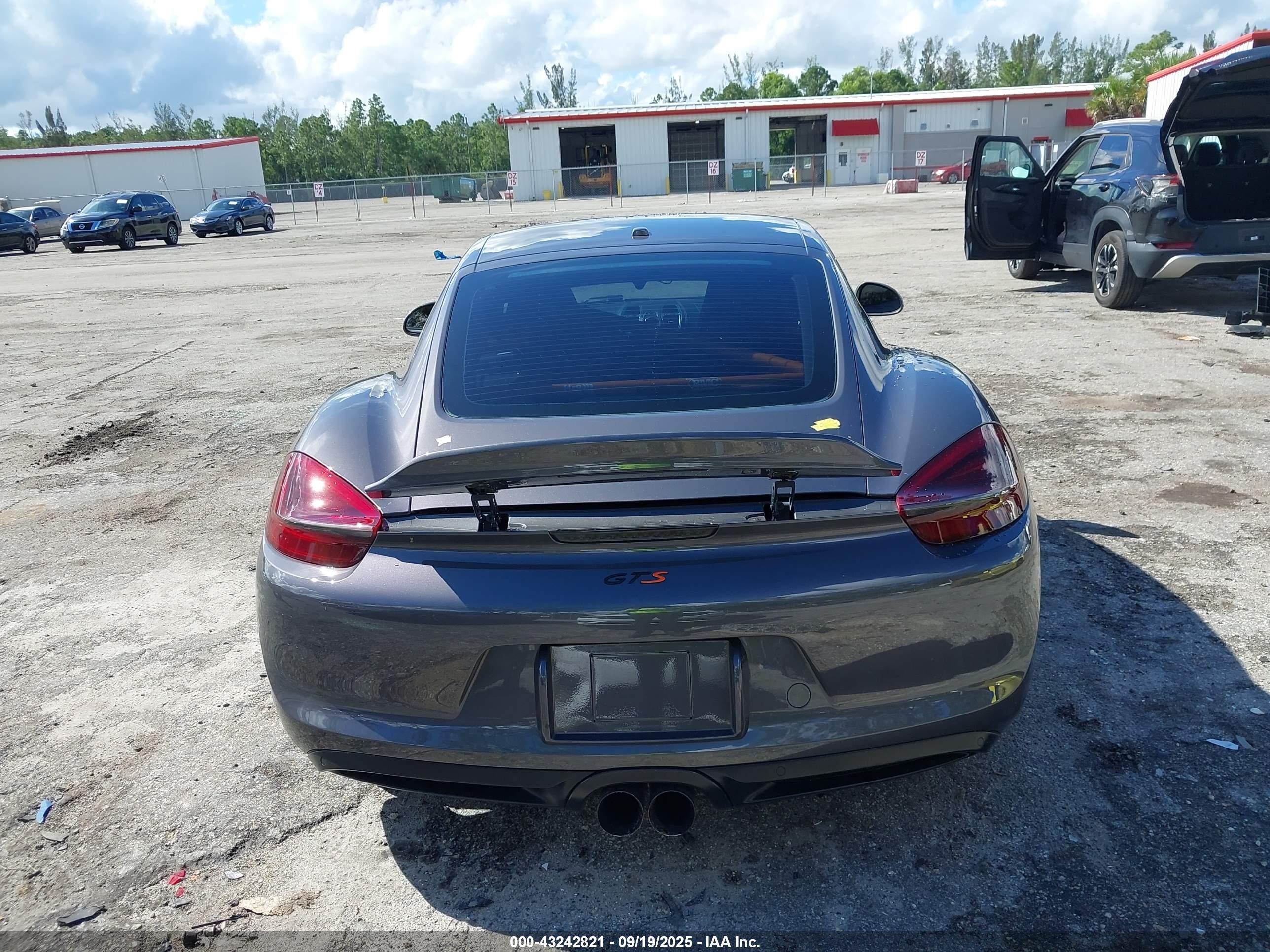 2014 Porsche Cayman S Gray vin: WP0AB2A83EK193657
