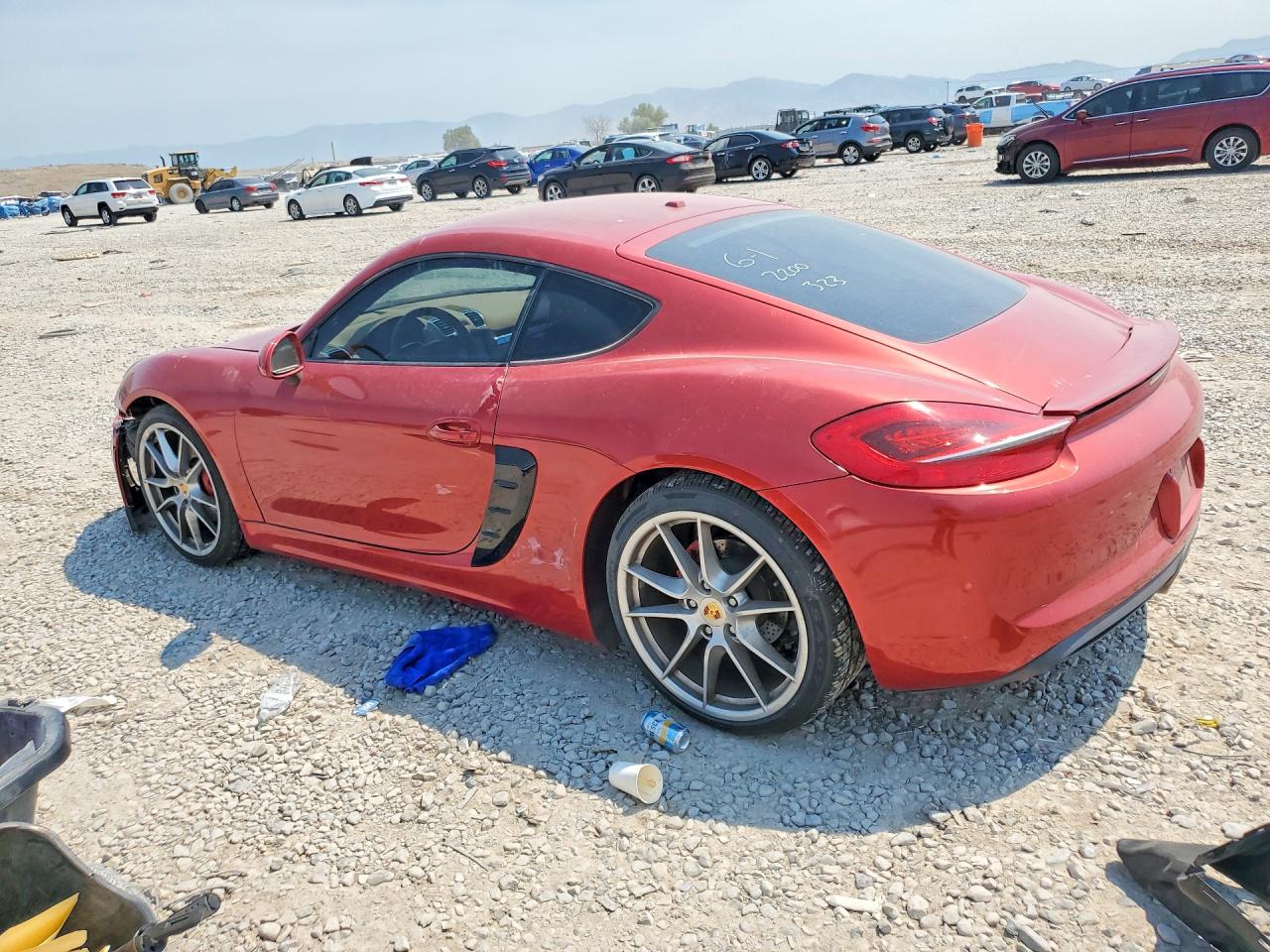 2014 Porsche Cayman S Red vin: WP0AB2A87EK193743